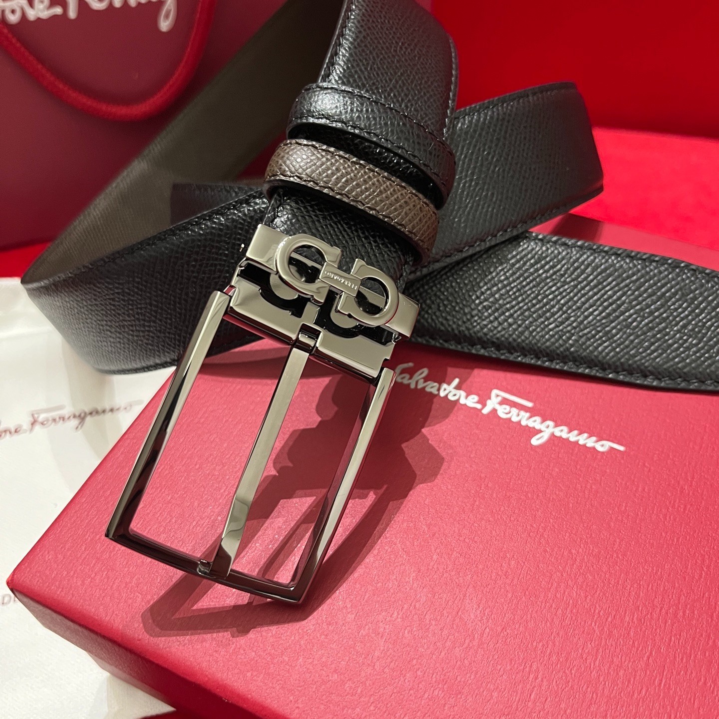 Salvatore Ferragamo Belt Handcrafted classic Gunmetal Buckle Reversible