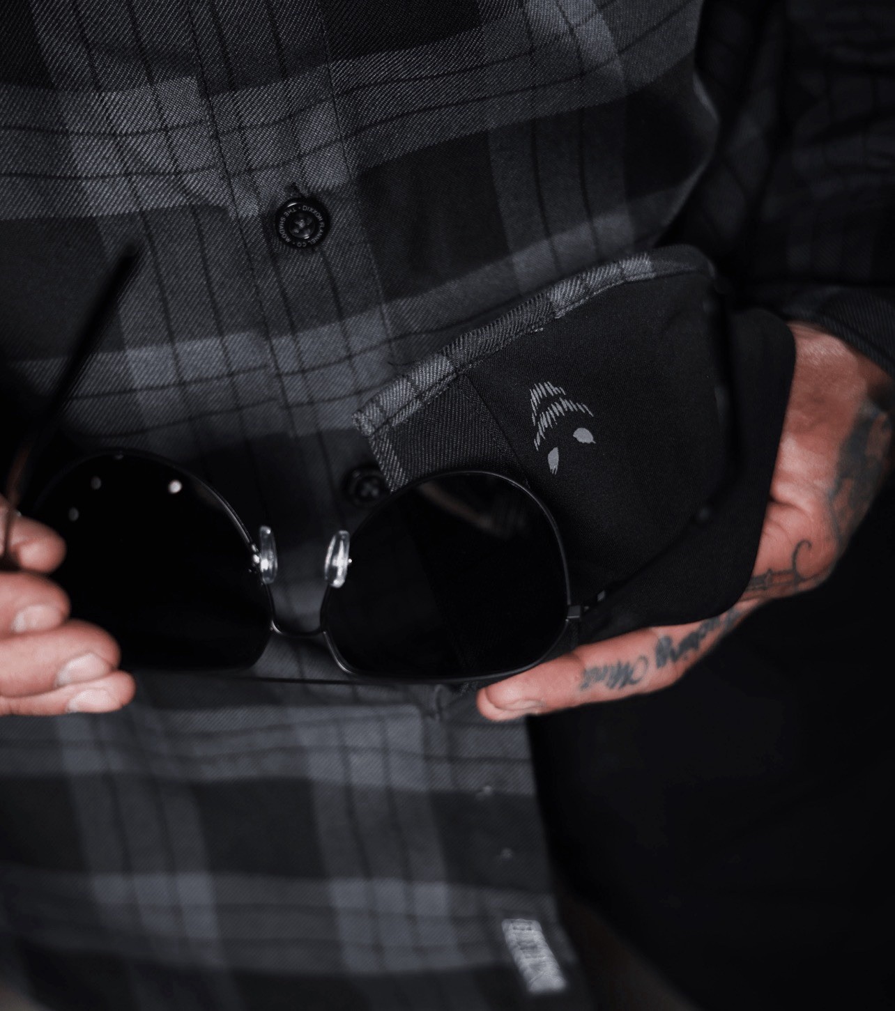 DIXXON FLANNEL “The Shadow” – Flannel Men’s Size XL – In Hand / Ready To Ship