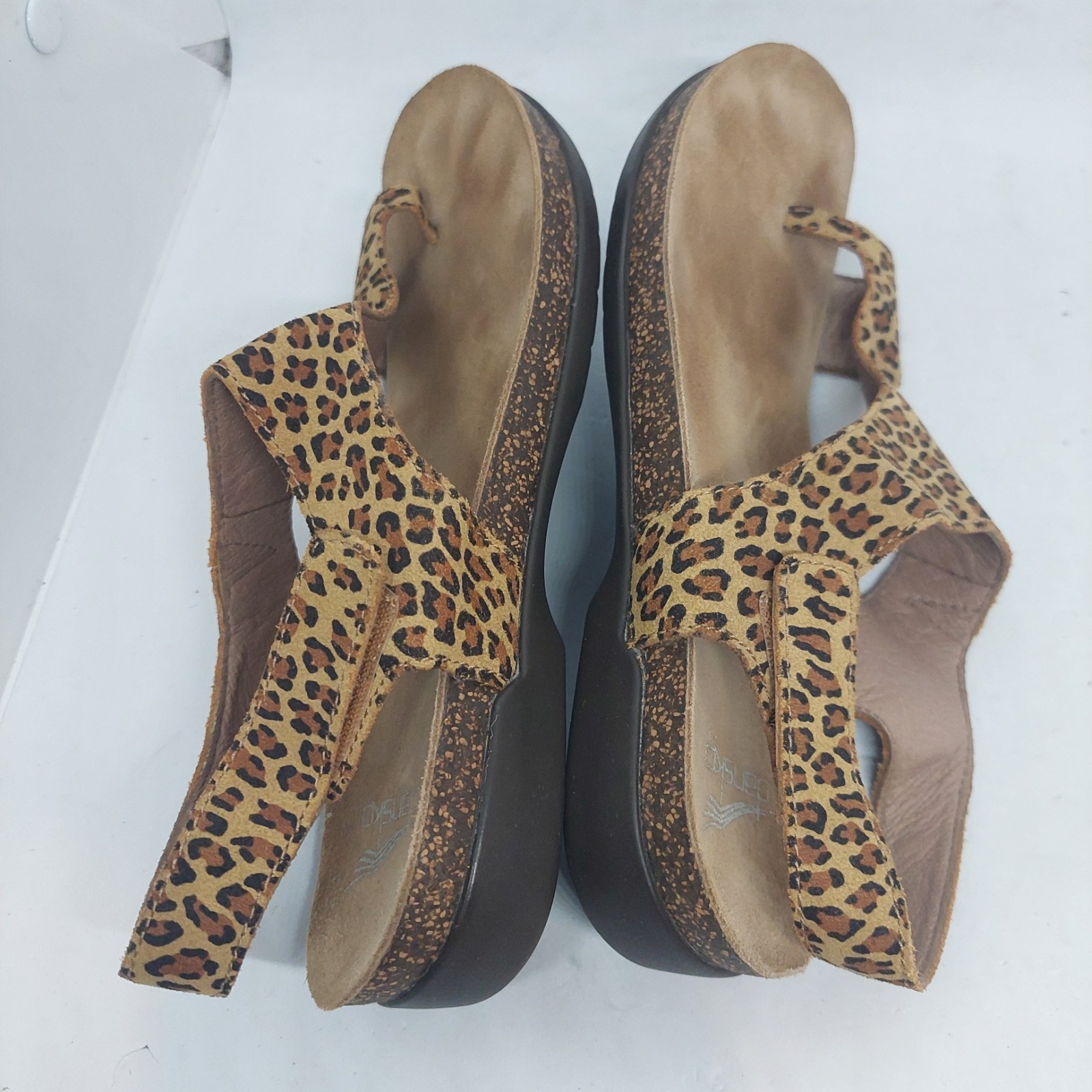 Dansko Reece Sandals Animal Print Leather Thong Slide Womens Size EU 37 US 6.5-7