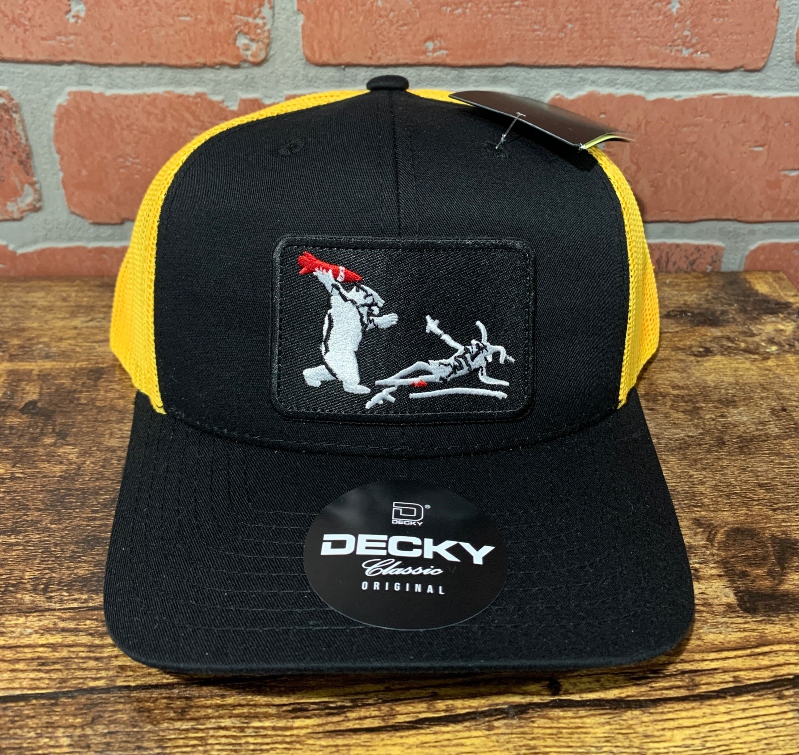 Blackbeard Pirate Flag Bear Vs Demon Decky 6021 Mid Profile Trucker Snapback Hat