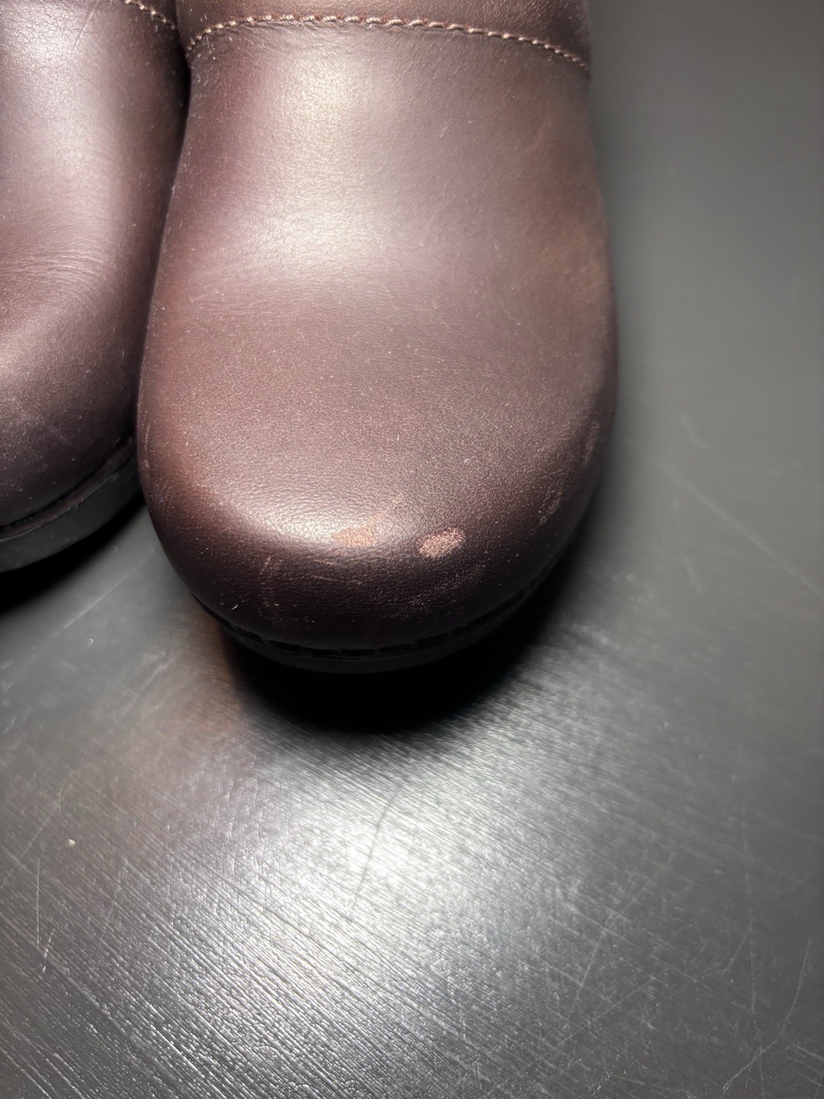 Dansko XP Slip Resistant Clog Nurse Shoes Womens Size EUR 35 US 5 Brown Slip Ons