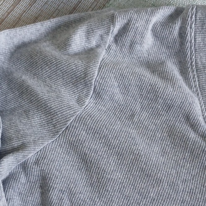Sonoma Goods For Life Women’s XL Gray Solid Ribbed Knit V-Neck Henley Button Top