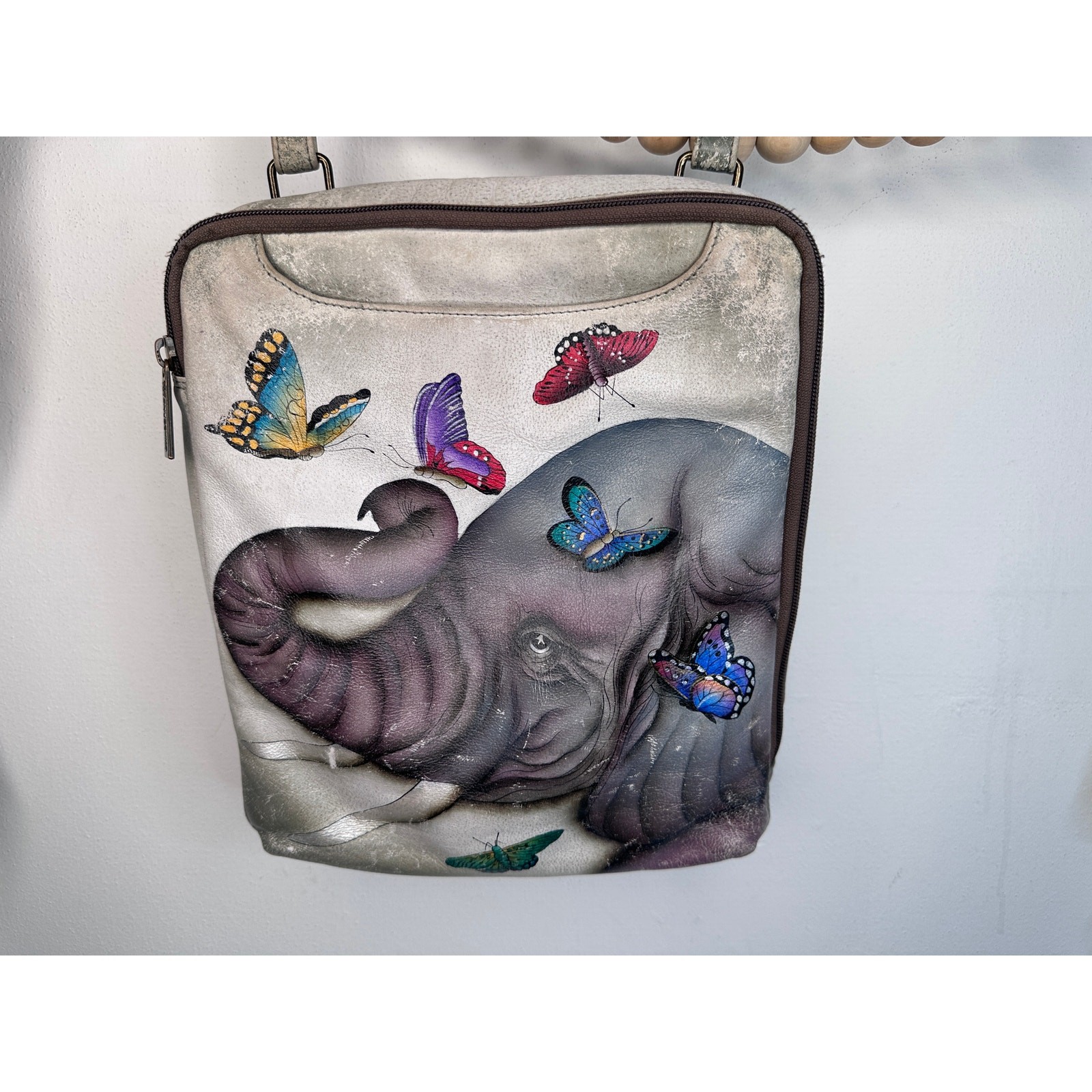 Anuschka 650 Gentle Giant RFID Large Crossbody Art Bag