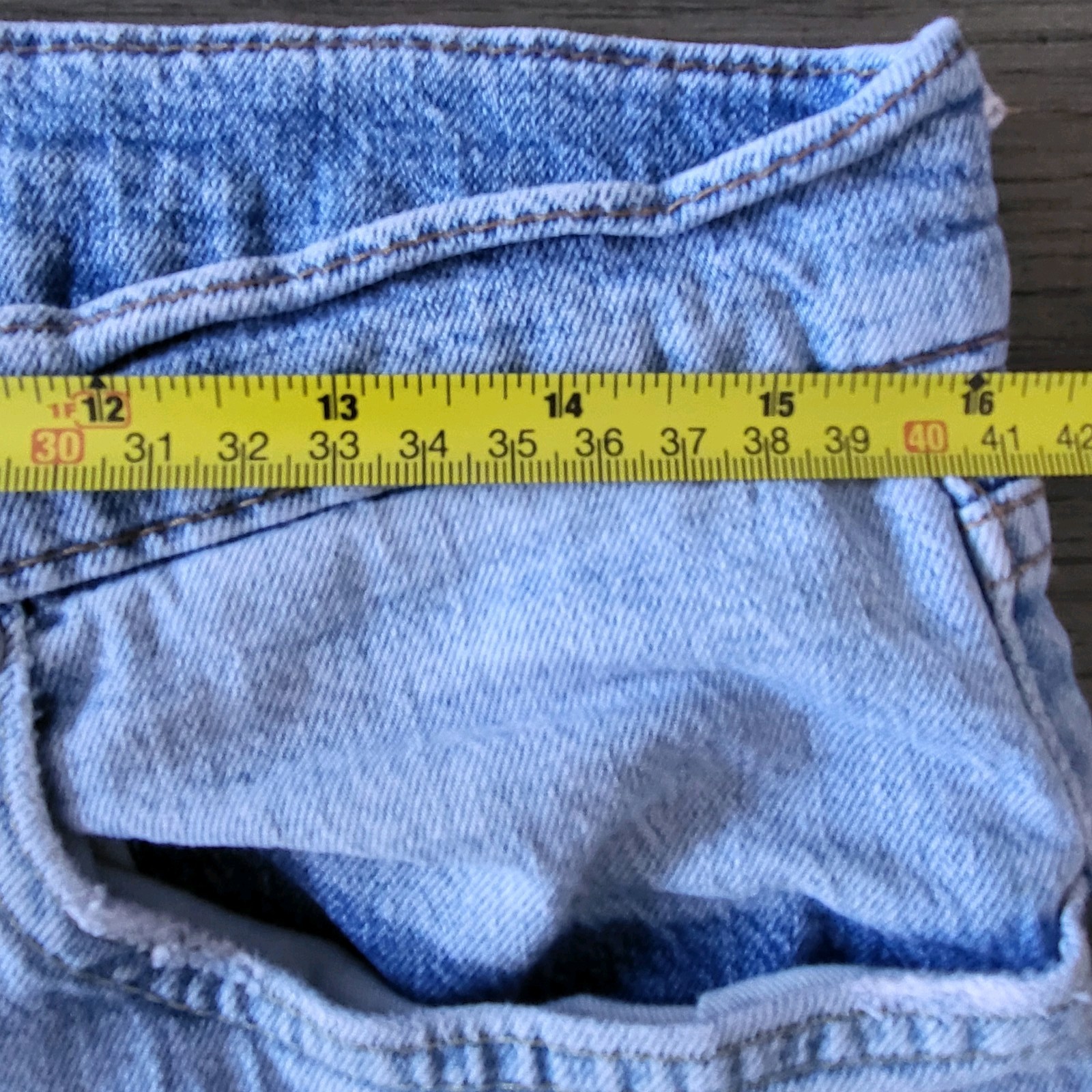 Levi’s 502 Men’s 32×32 Light Wash Big E Regular Fit Denim Jeans
