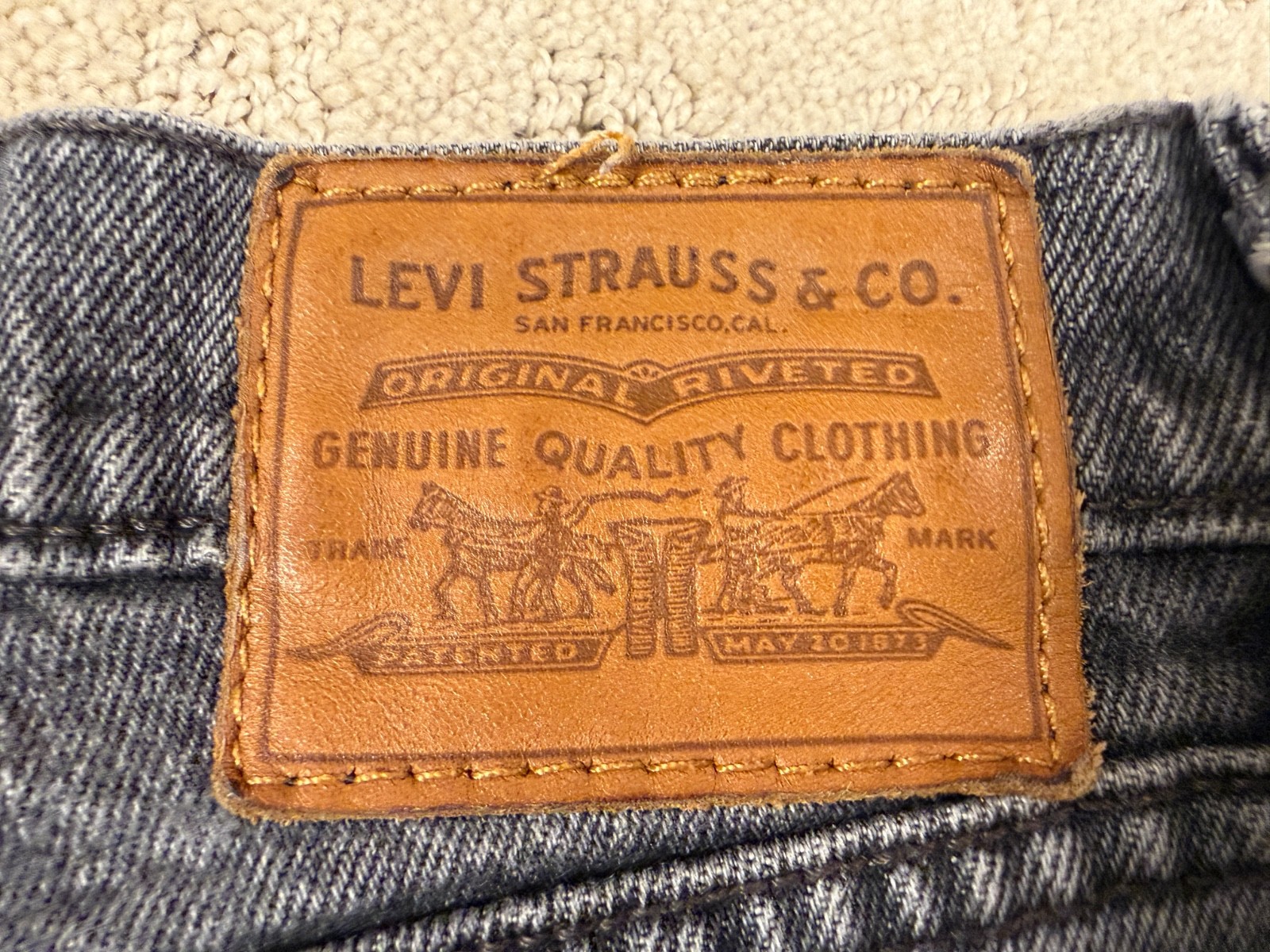Woman’s Levi’s Wedgie Straight Premium Distressed Black Modern Big E 26×26 #1119