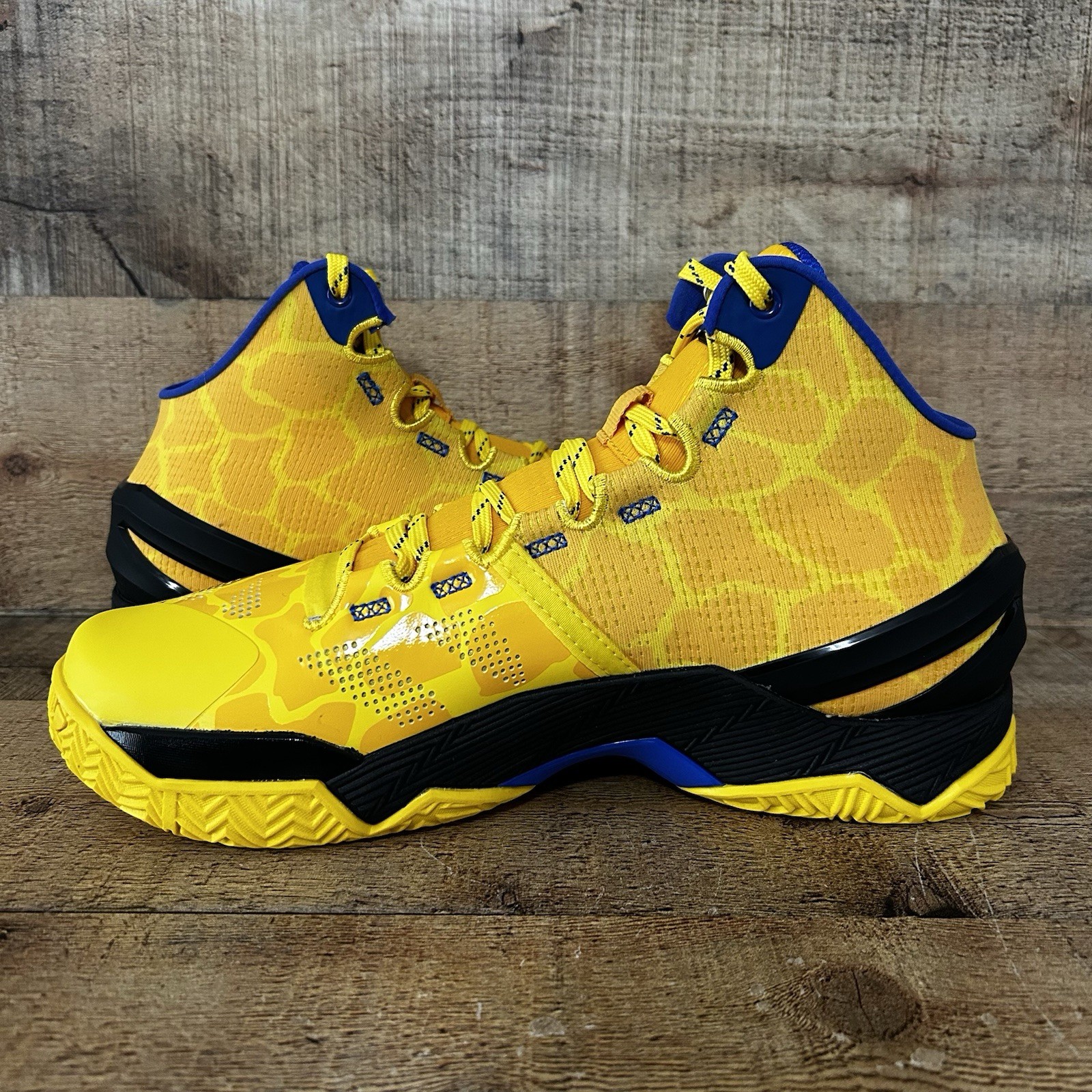Under Armour Curry 2 Men’s Size 8.5 Double Bang Basketball Shoe Gold 3026281-700