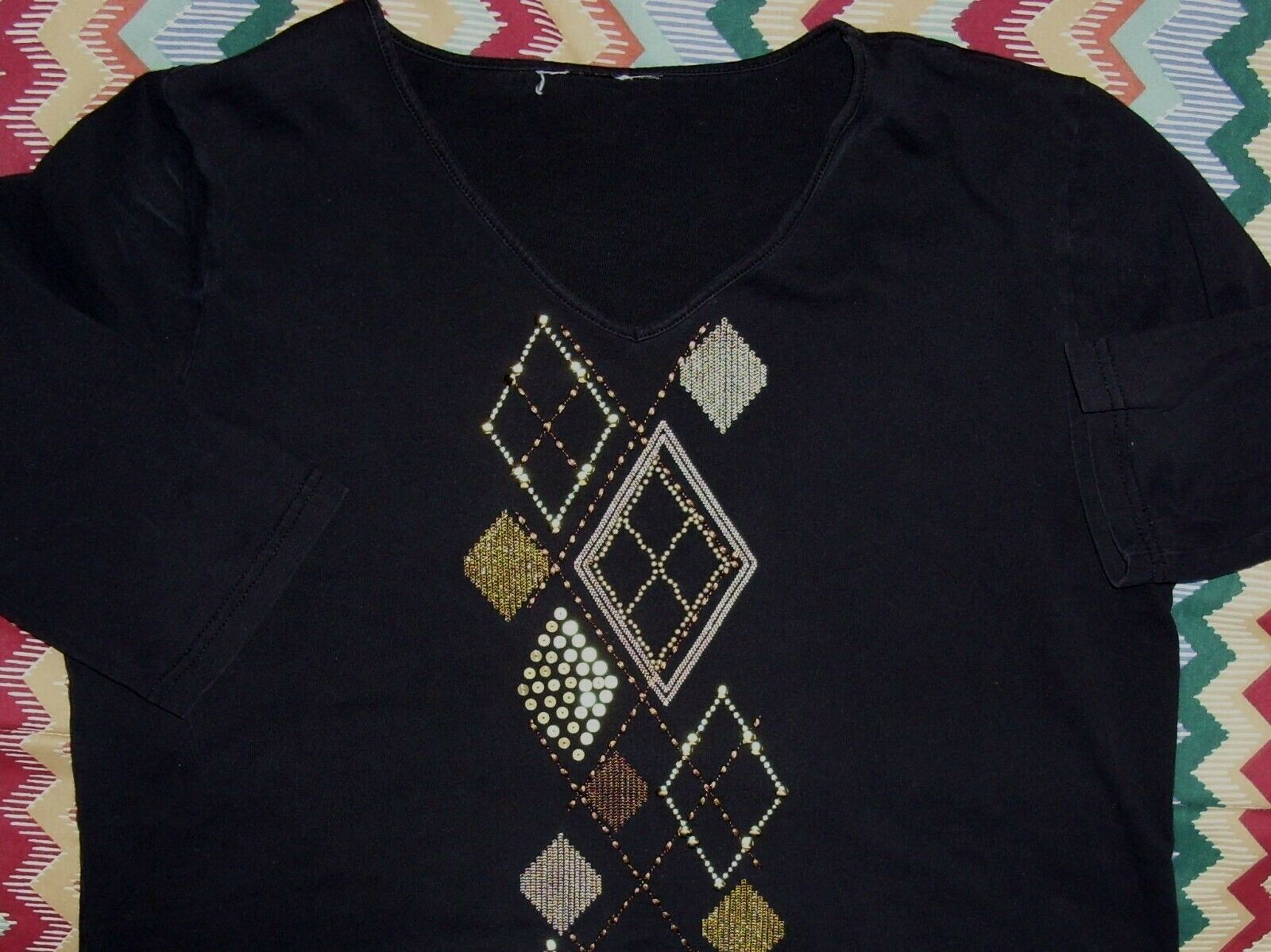 Unknown Brand V-Neck Knit Top, Sz PXL, 3/4 sleeves, Black w/gold beads, etc