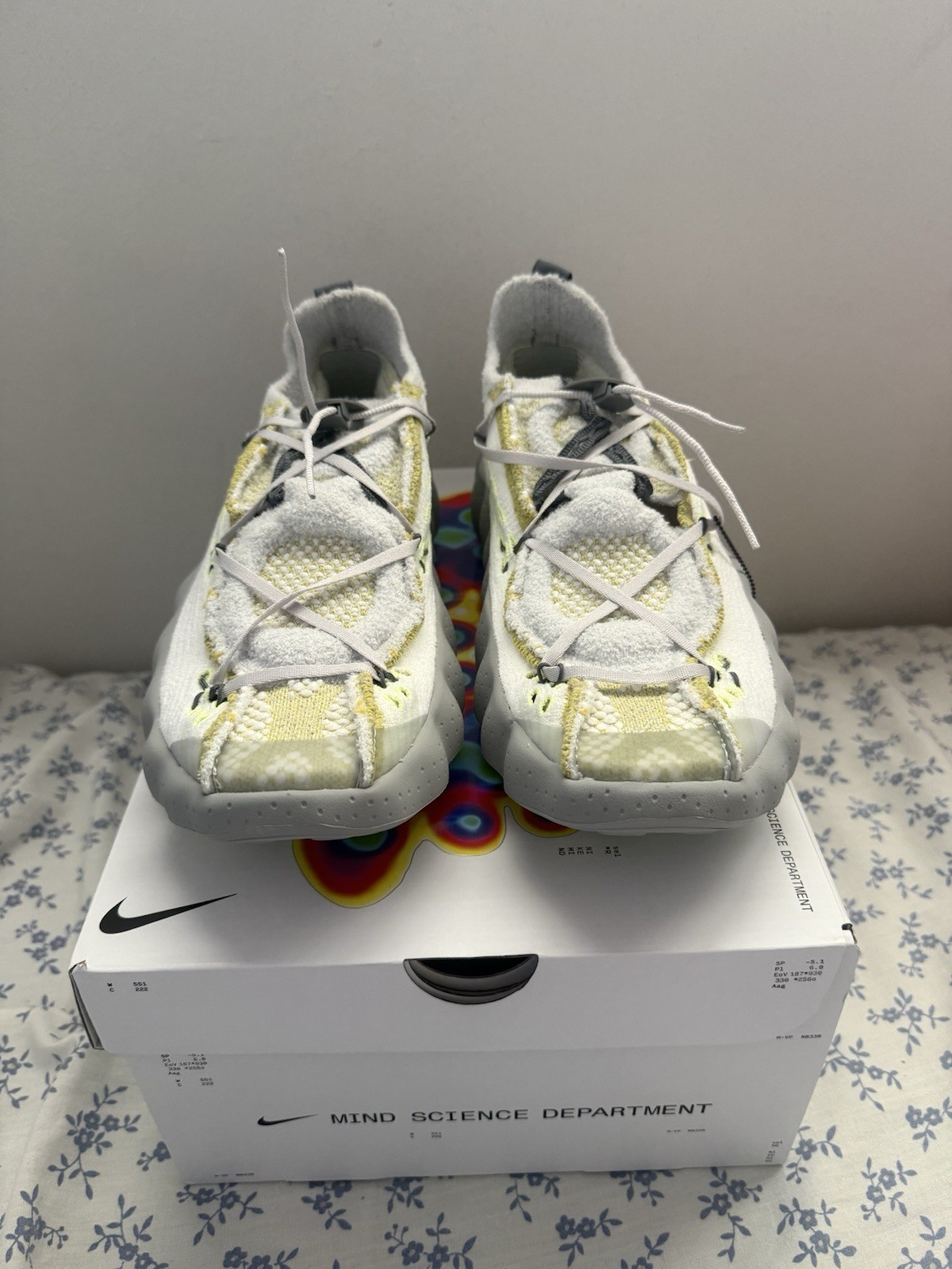 Nike Mind 002 Flyknit ‘White Dark Grey Volt’ – 9M *IN HAND READY TO SHIP*