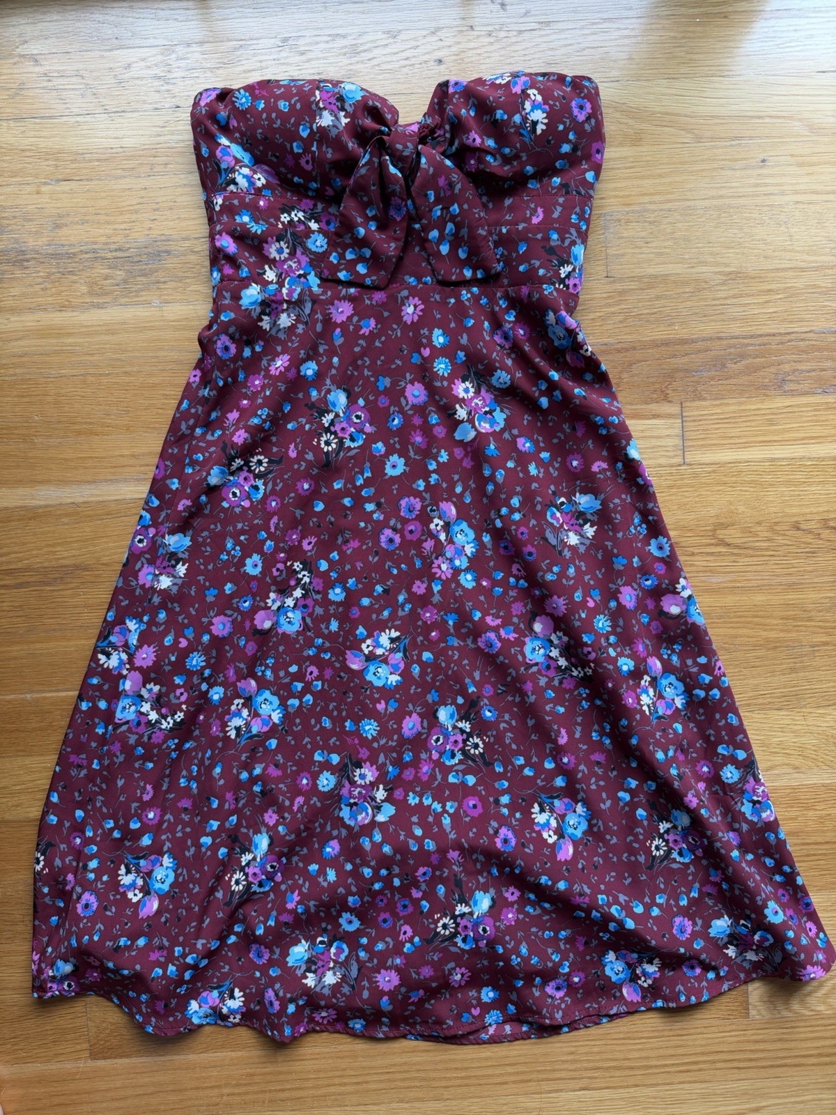 Lulus Burgundy Floral Strapless Bow Mini Dress – Size Small