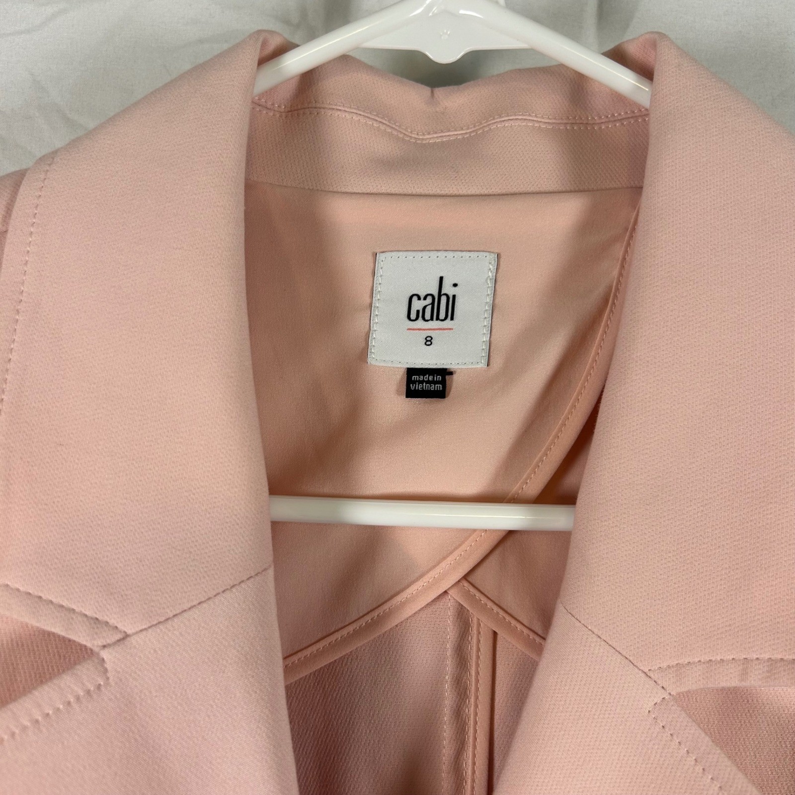Cabi Pink Busy Blazer Style 5656 Pastel Three Button Structured Jacket Womens 8