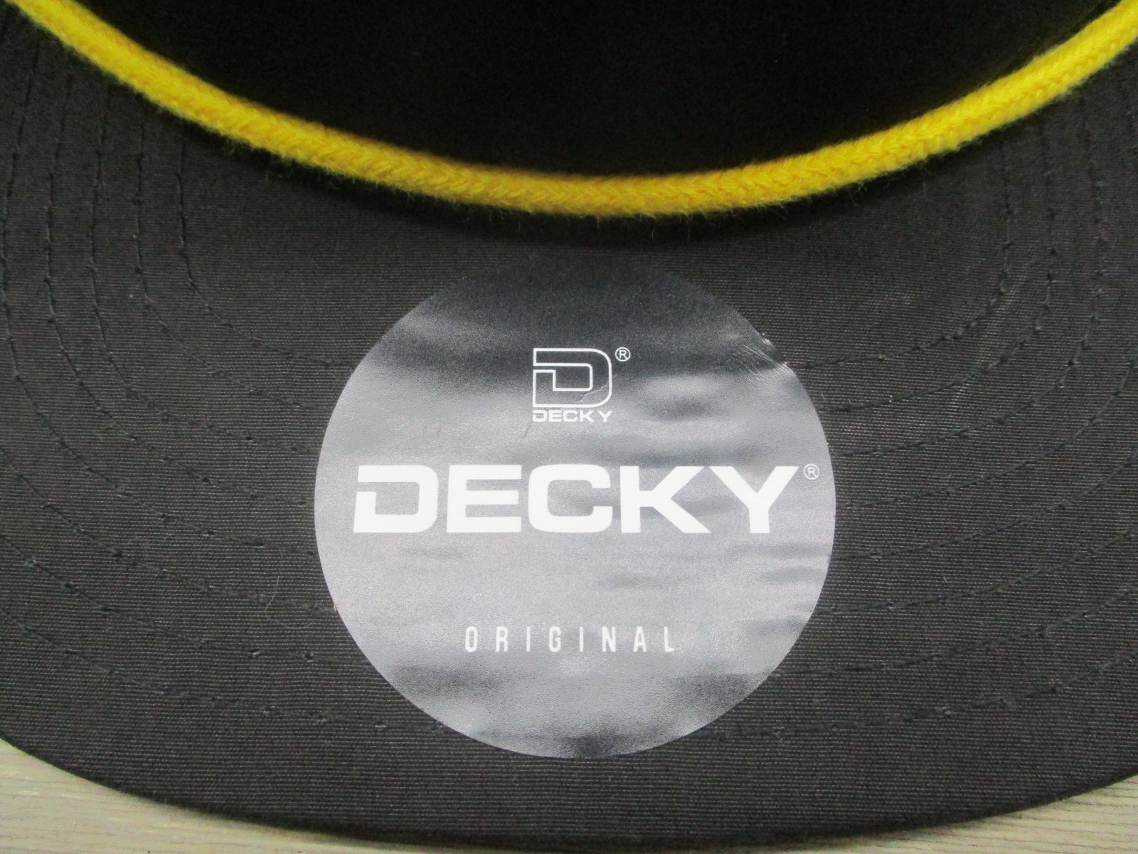 Decky Hat Cap Snap Back One Size Black Yellow Rope Water Repellent UPF 50+ Mens