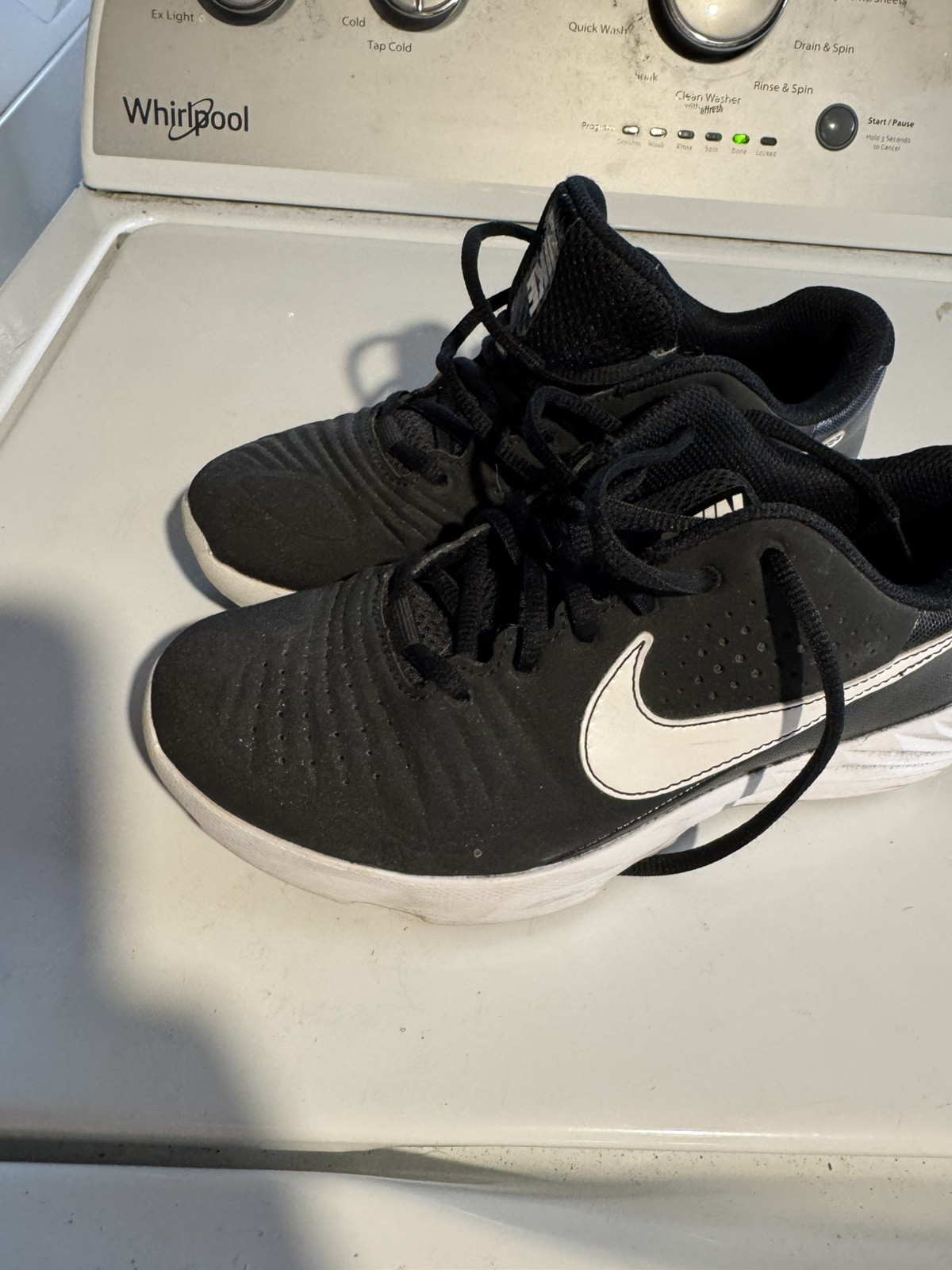 Nike Youth Golf Shoes Black White Size 4.5Y CK0625 Spikeless Athletic Sneakers