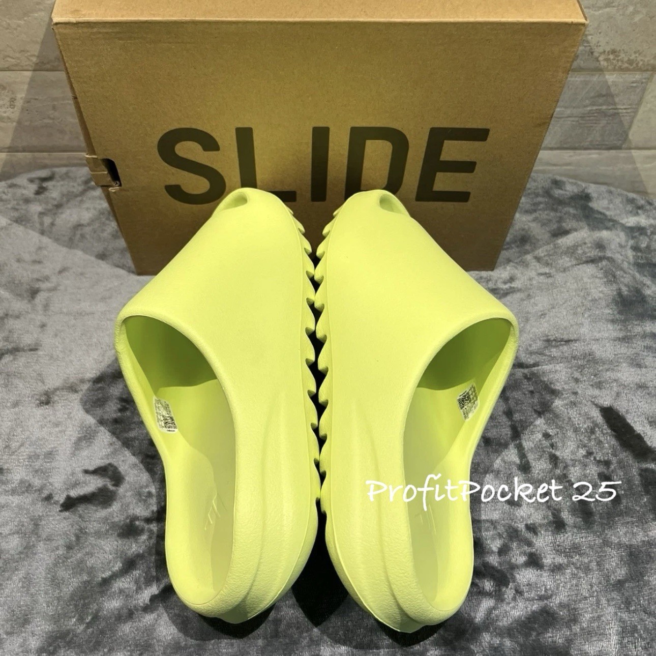 Yeezy Green Glow Sandal Slides Size 9