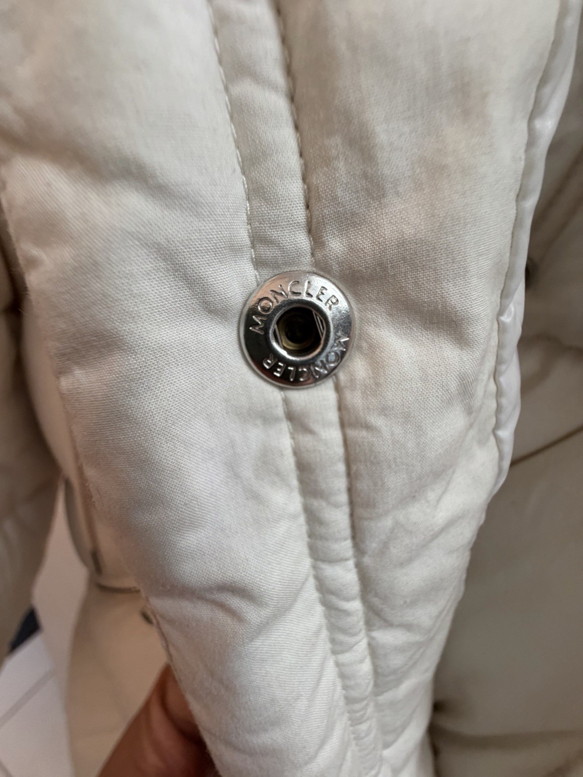 Moncler Karakorum 1954 White Hooded Down Puffer Jacket Snap Front Womens M