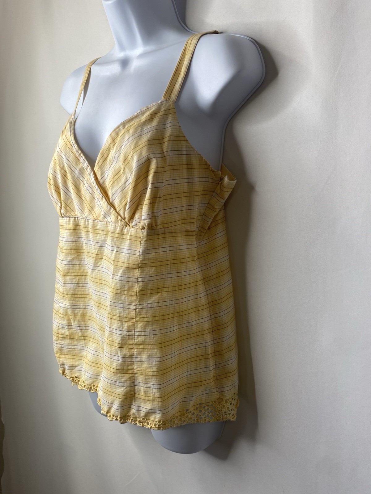 Ann Taylor LOFT Plaid Eyelet Tank Top Size 10 Butter Yellow Spring Festival Y2K