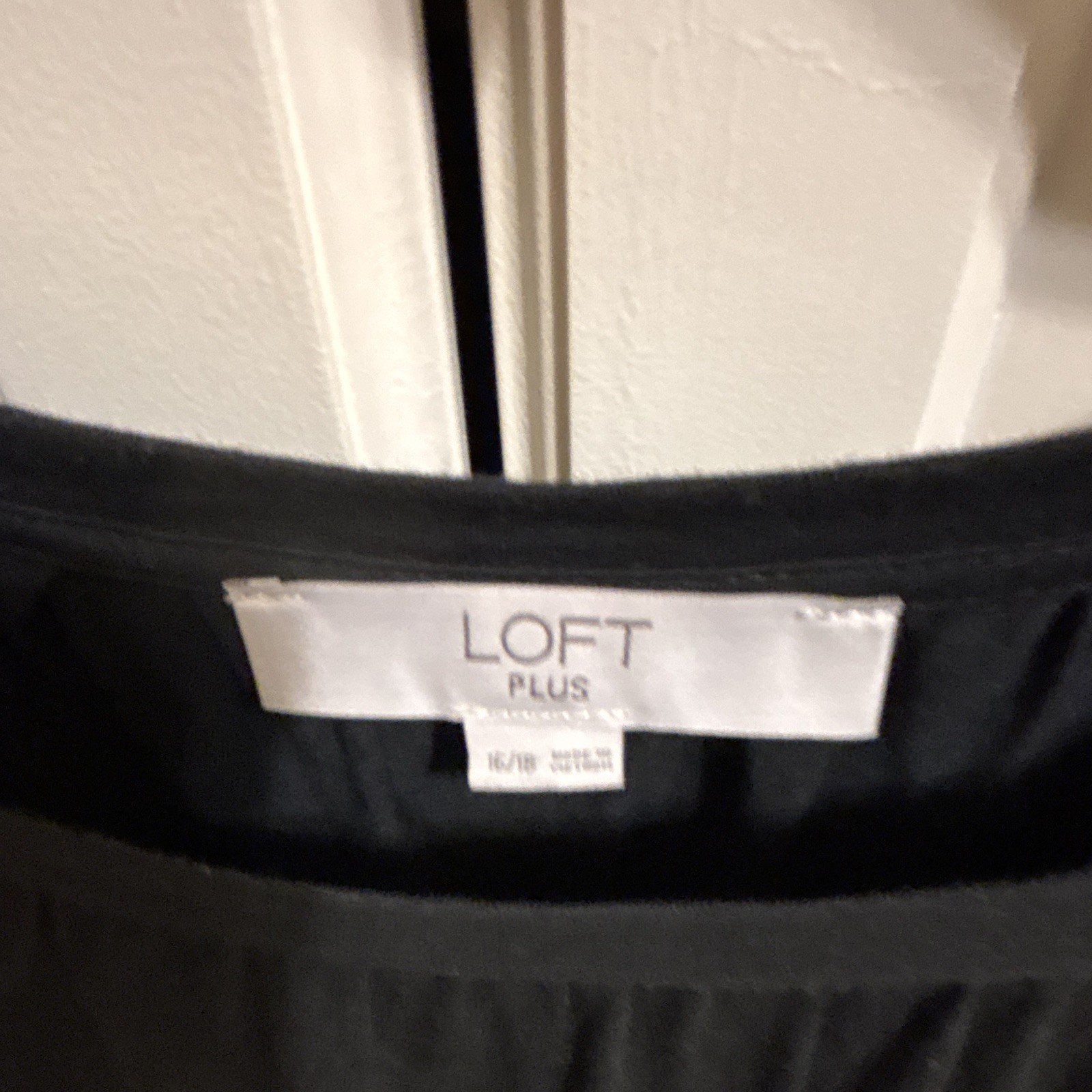 LOFT Plus Black Solid Short Sleeve Top Women Plus Size 16/18
