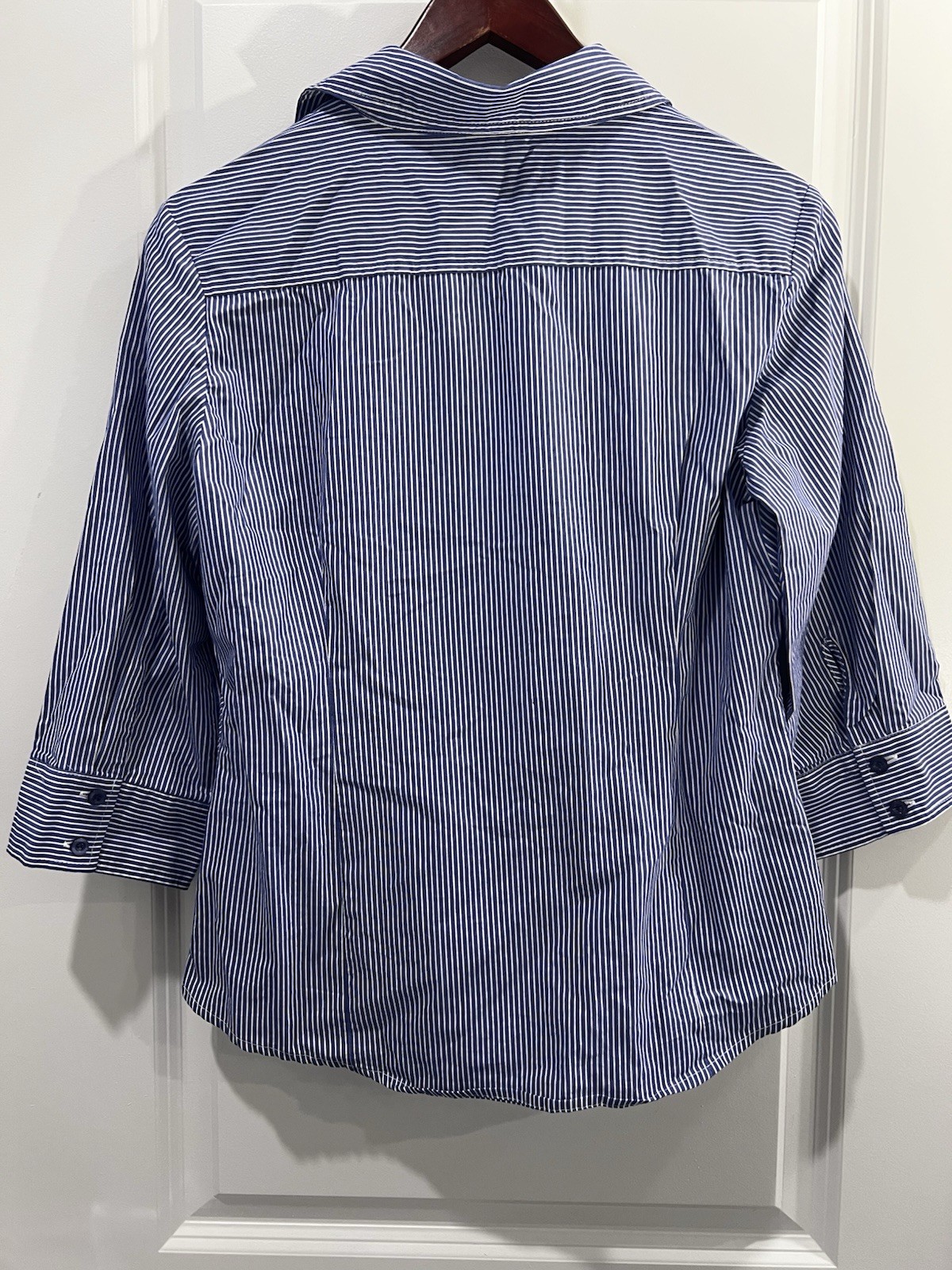 Beechers Brook Womens Blue White Striped Button Down Shirt Size M 3/4 Sleeve