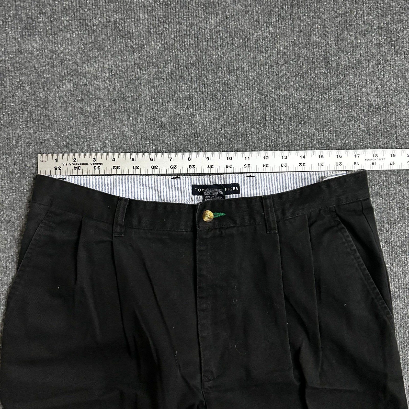 Tommy Hilfiger Chino Pants Mens Size 36 Black Pleated Cuffed Cotton Classic Fit