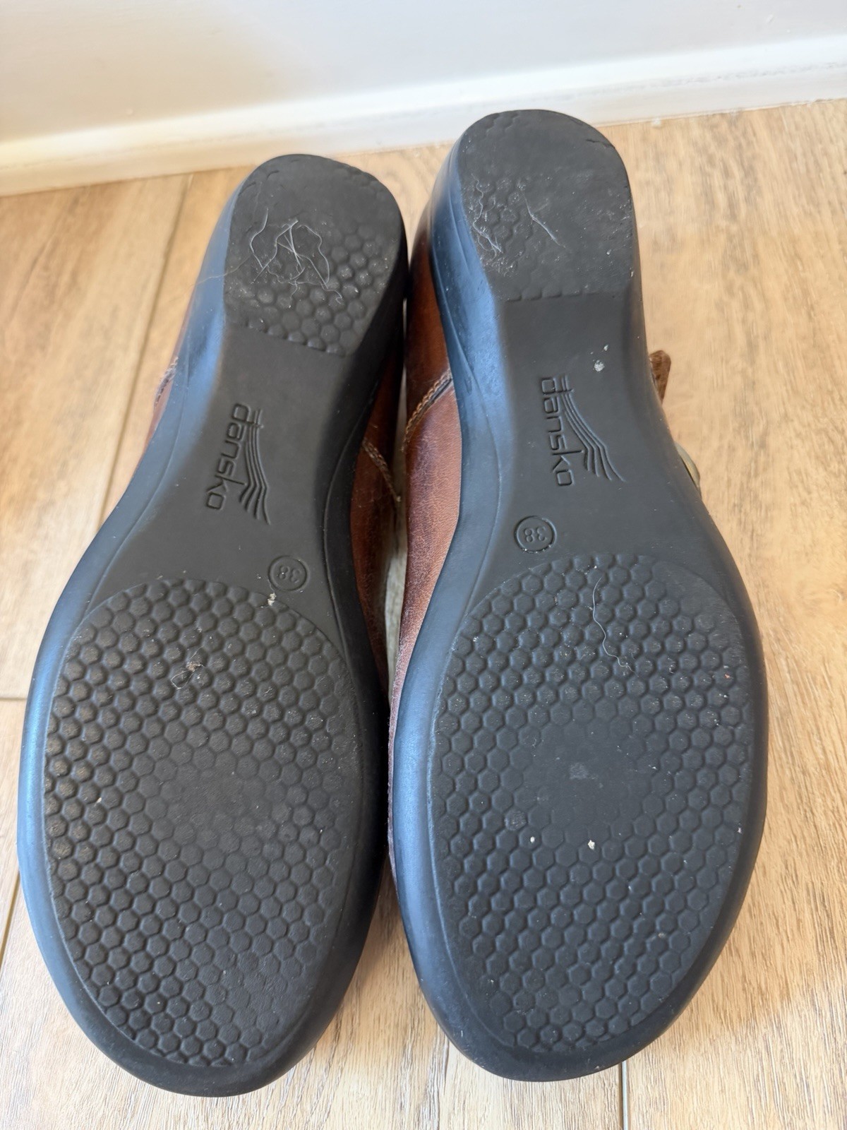 DANSKO Women’s Brown Leather Marah Mary Jane Clogs Size 38. Cleaned And Polish