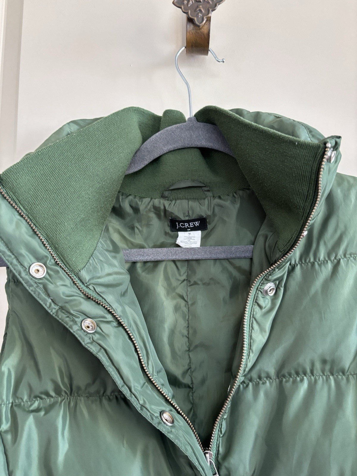 J.Crew Green Puffer Vest Womens Medium Down Filled Quilted Snap Zip