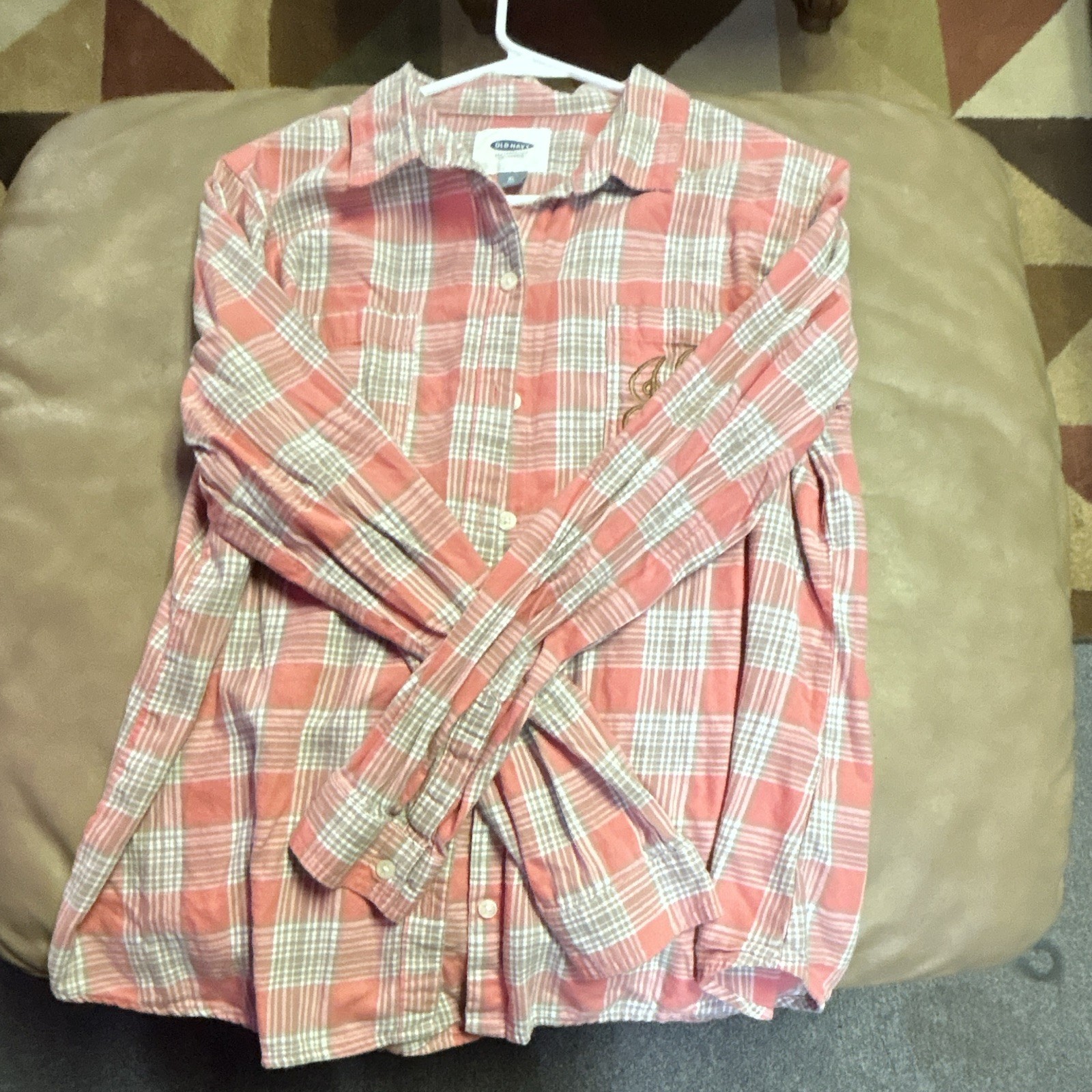 Old Navy Women’s XL Regular Pink Plaid Collared Long Sleeve Button-Down Shirt