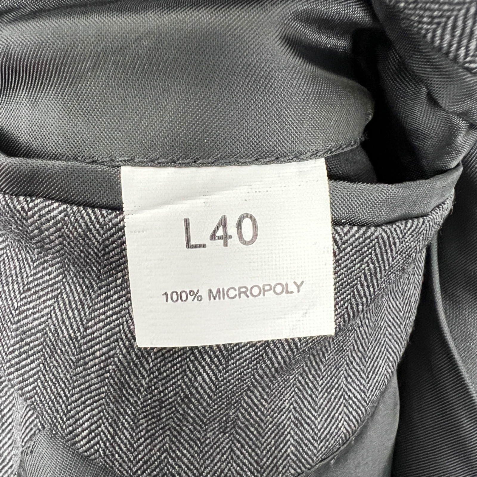 Jos A Bank Mens Charcoal Gray Herringbone Suit 2 Piece 2 Button Jacket Pants L40