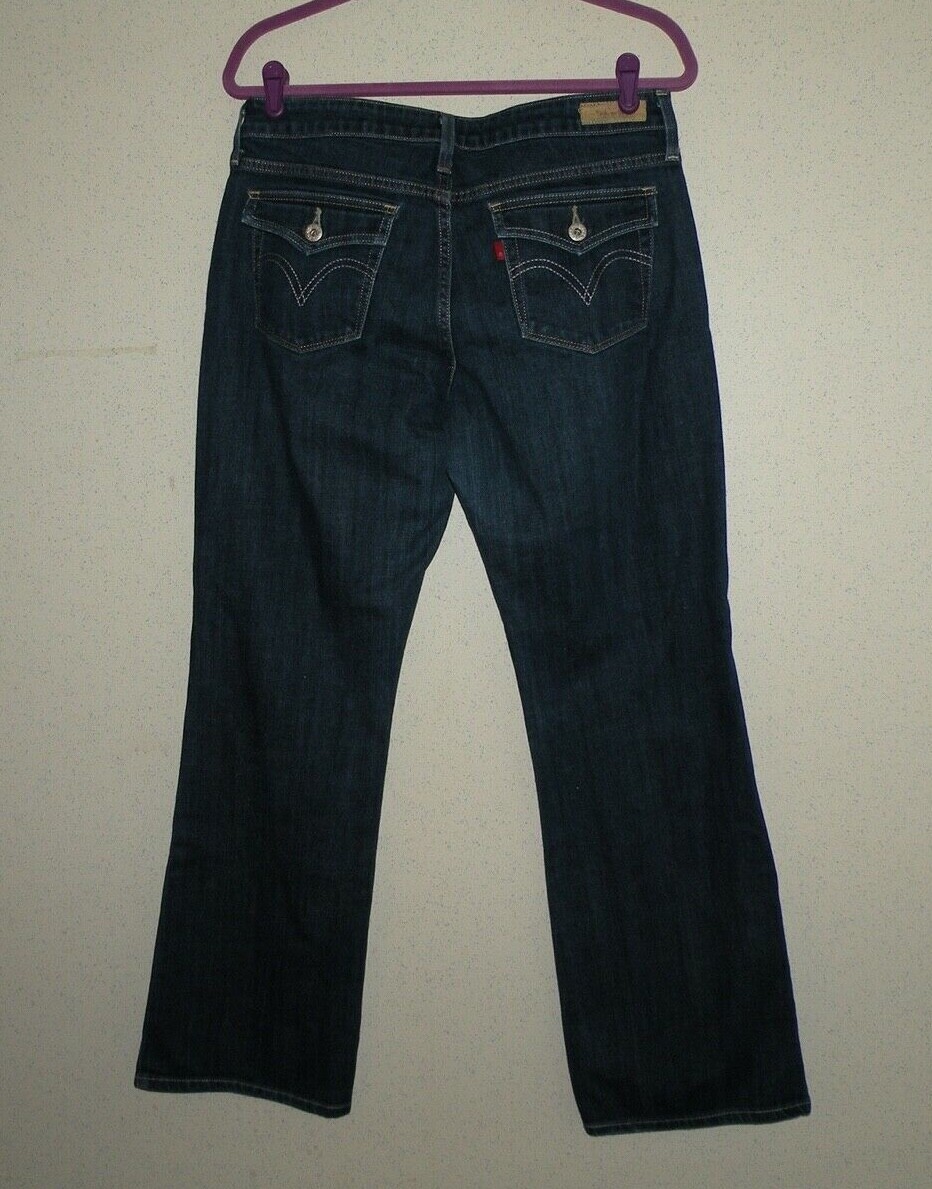 Levi’s low boot cut 545 jeans 10 M flare leg blue stretch 99% cotton 1% spandex