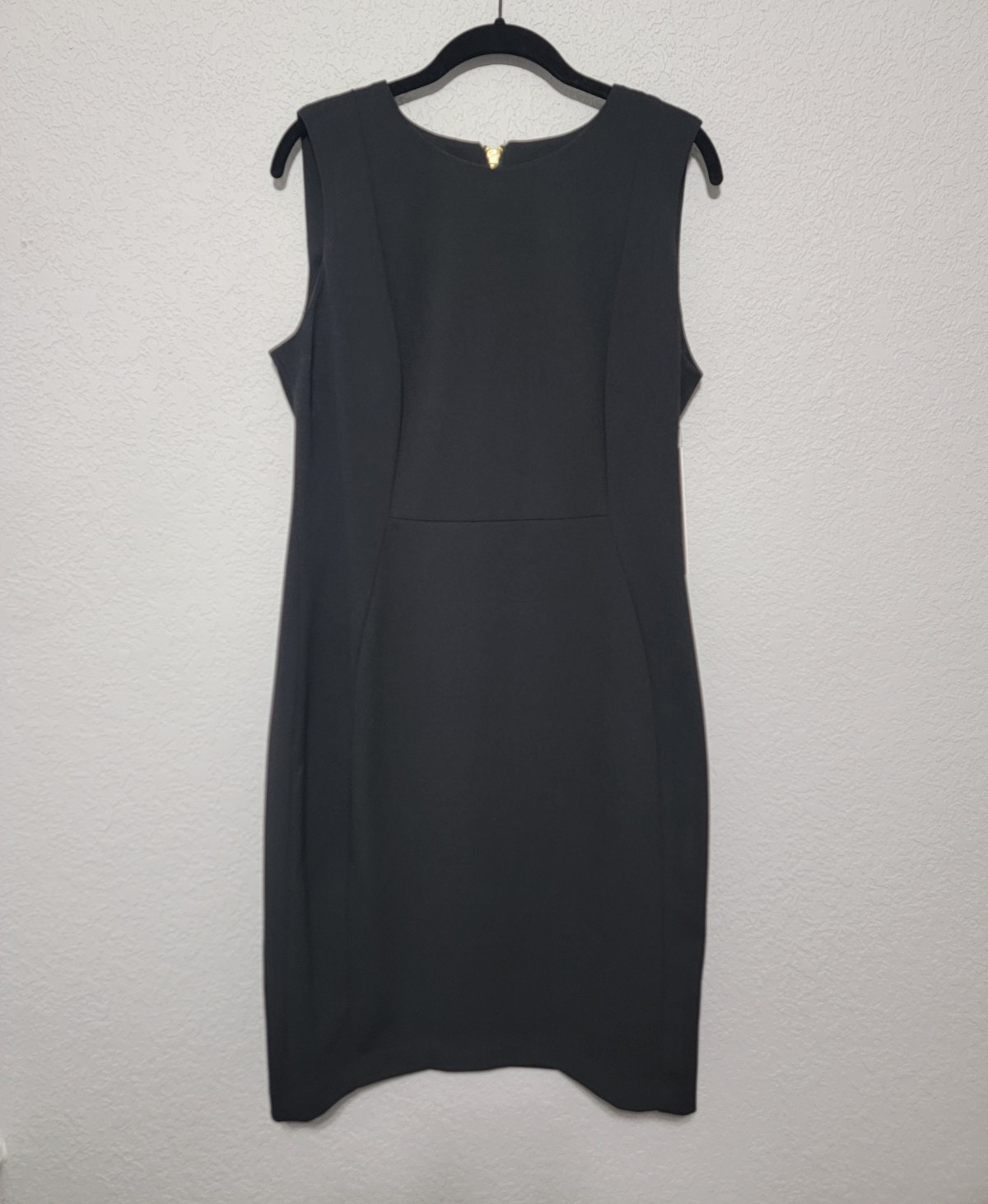 Calvin Klein Black Sleeveless Sheath Dress, Knee Length, Round Neck, Zip, 12