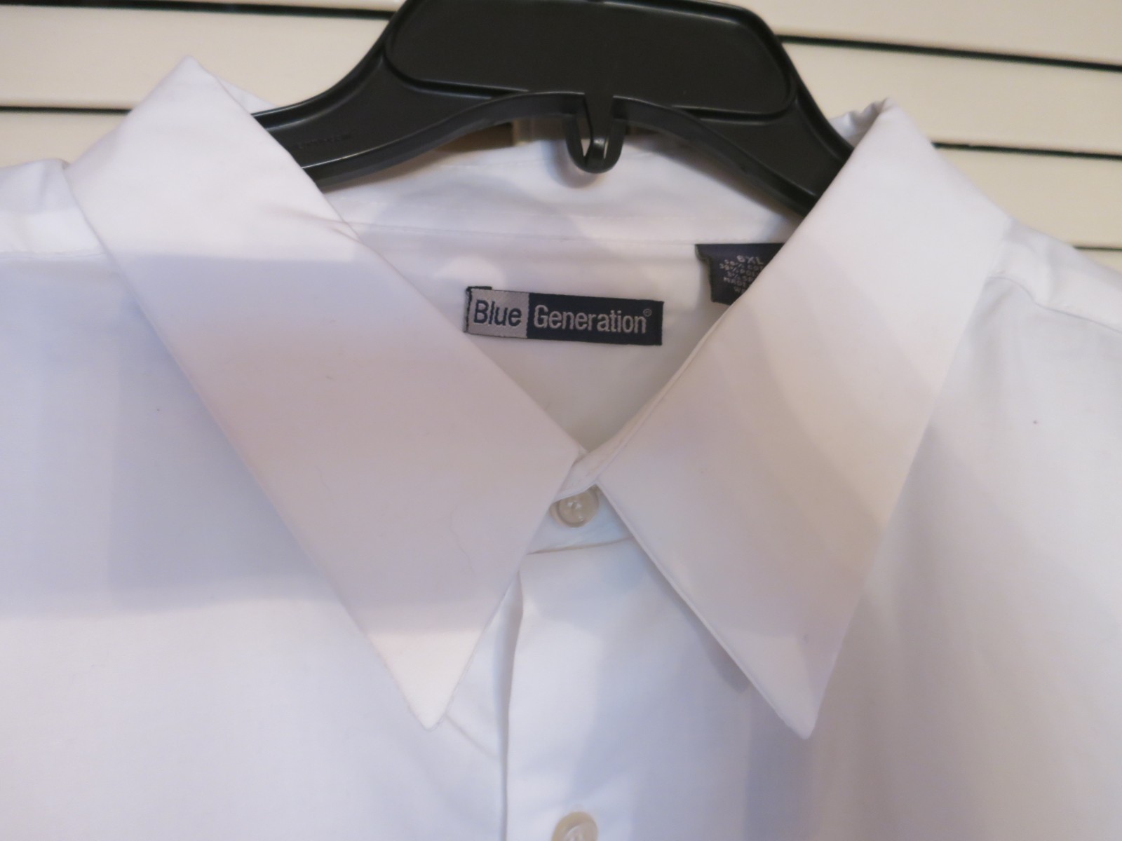 NWT Mens Blue Generation Long Sleeve White Shirt Pocket Size Med. Stain Release