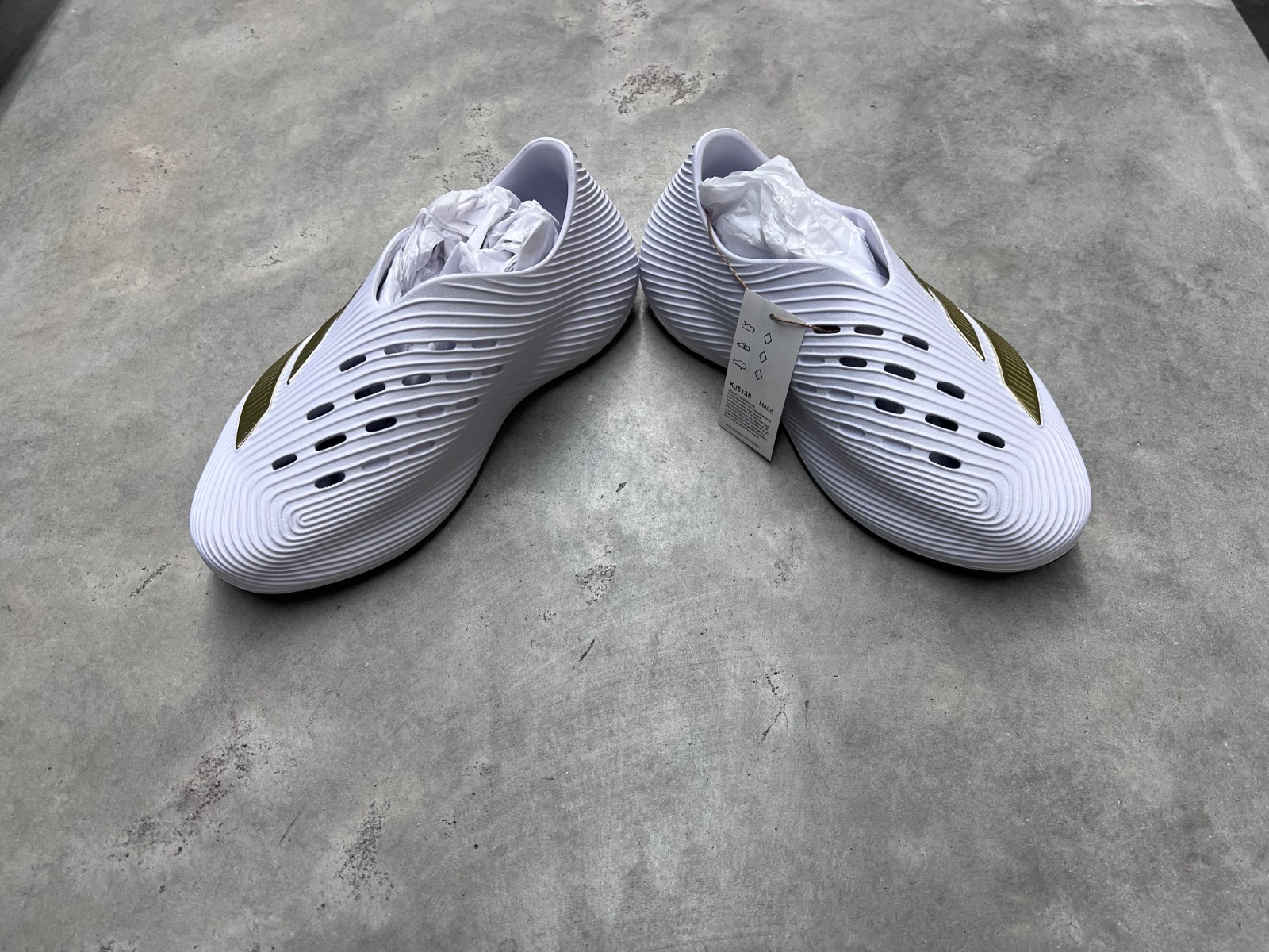 Adidas Purechill Slides Cloud White Gold Metallic KJ5138 – New