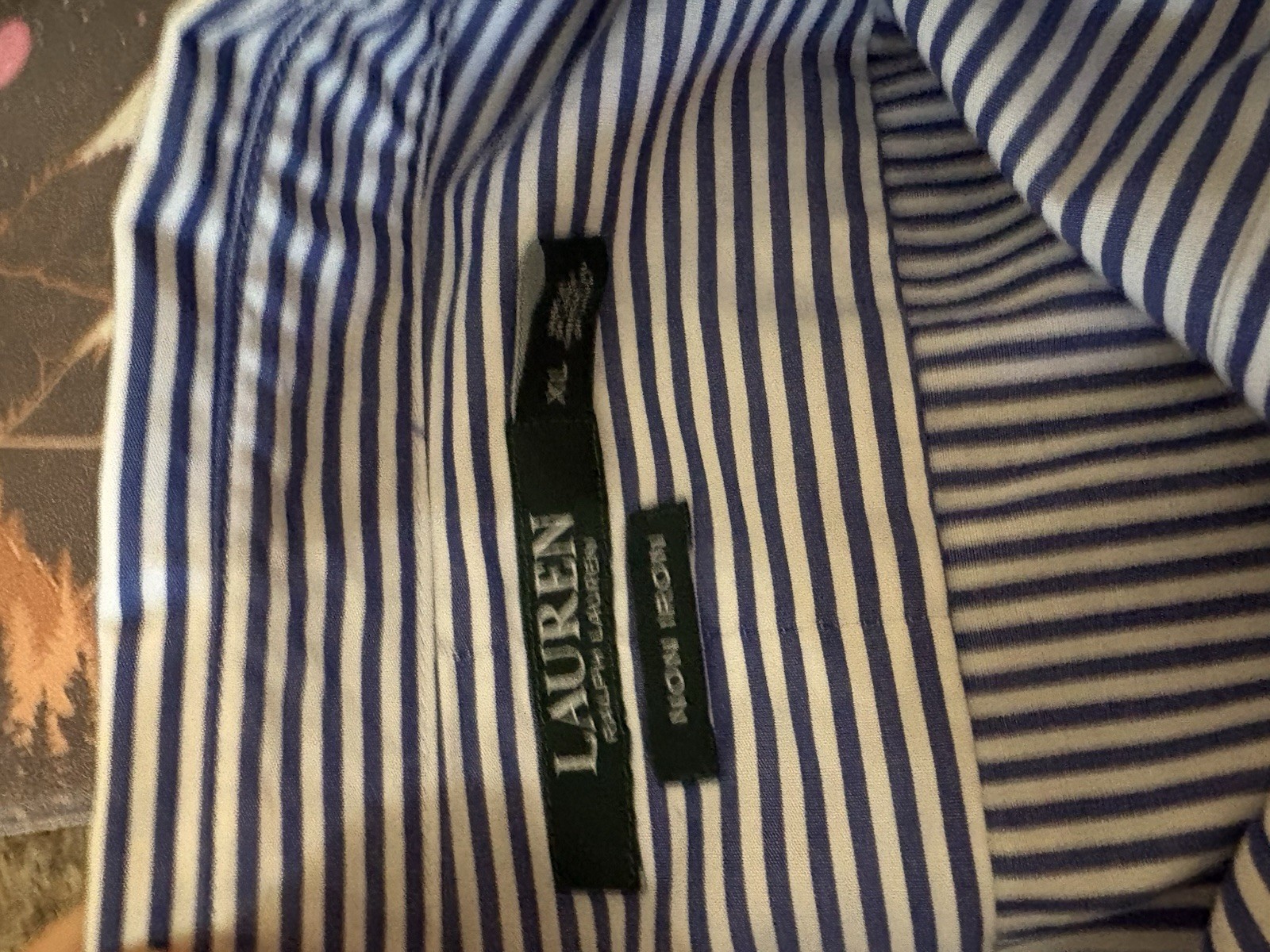 Lauren Ralph Lauren Women’s Non Iron Shirt Size XL Button Up Blue White Stripe