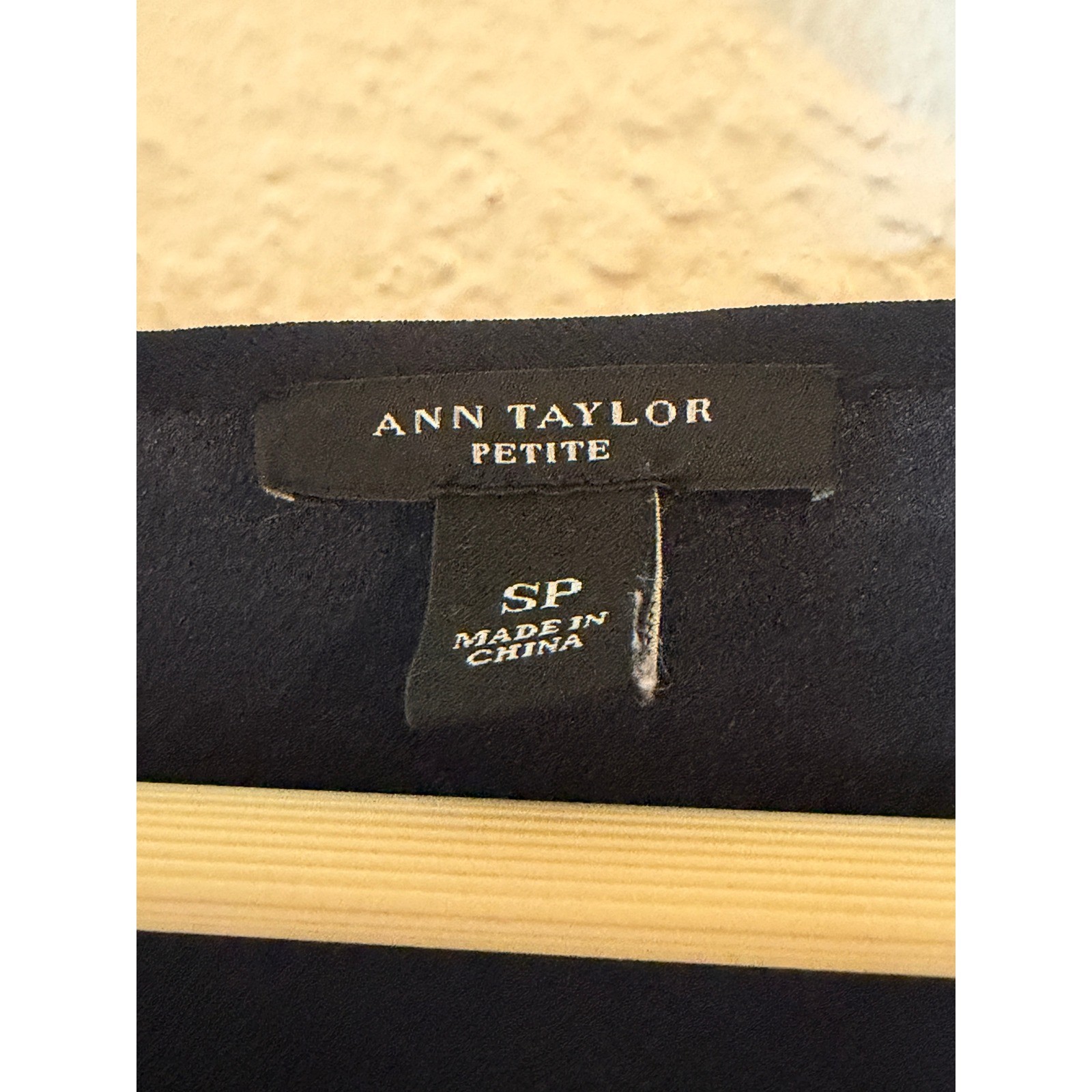 Ann Taylor Petite Navy Blue Roll Tab Sleeve Scoop Neck Blouse SP
