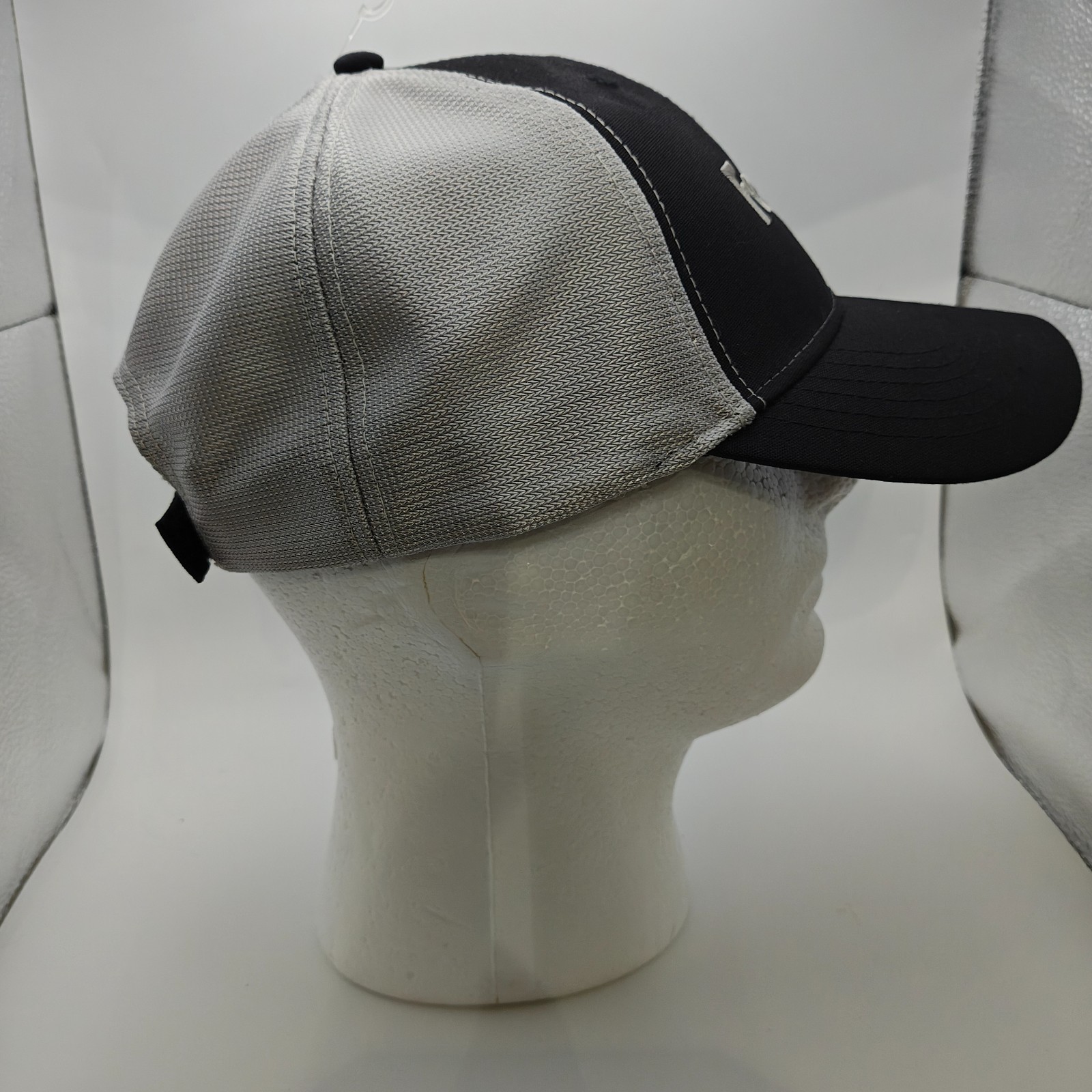 FedEx Logo Mesh Snapback Adjustable Size RG-M Trucker Hat Cap Navy Black