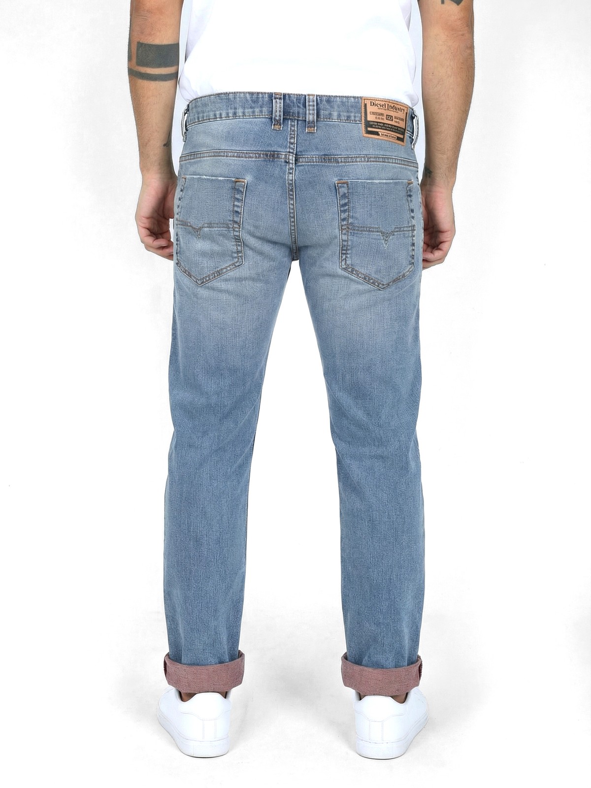 Diesel – Straight Fit Low Waist Stretch Jeans – SAFADO X R09BX