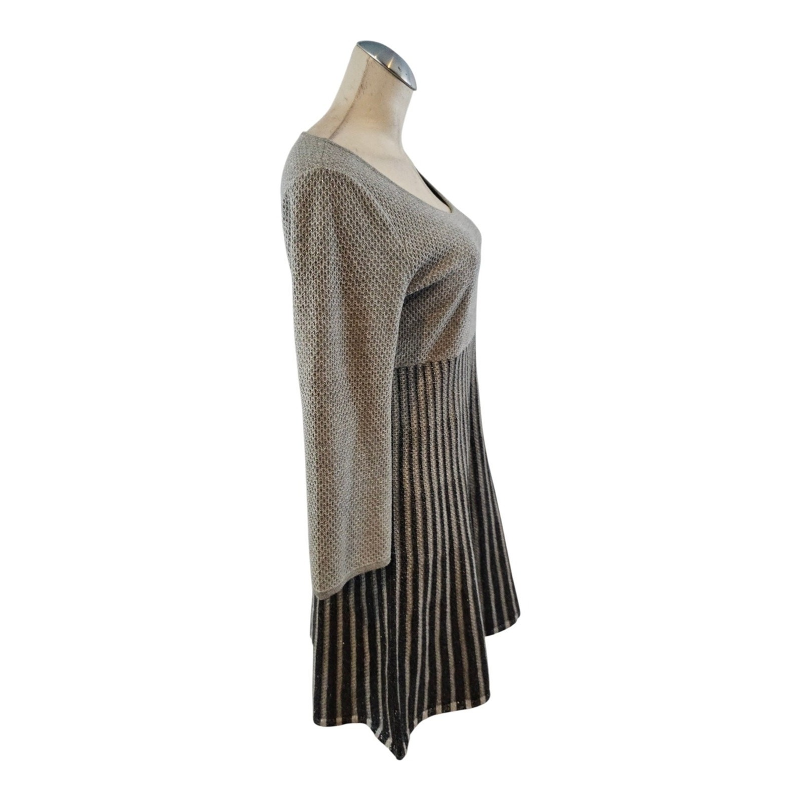 Calvin Klein Size M Gray Sparkly Knit Sweater Dress