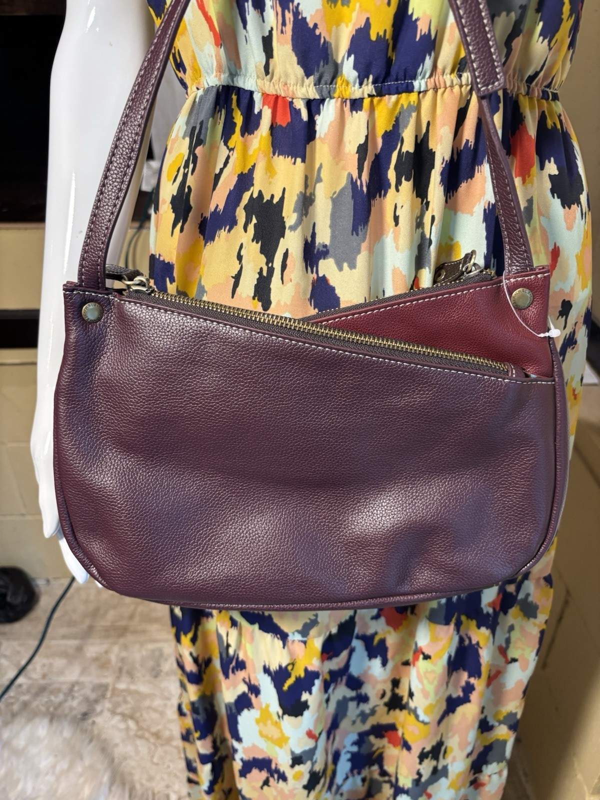 Chala Purple Paw Print Applique Crossbody Bag Zip Top Adjustable Strap Gold