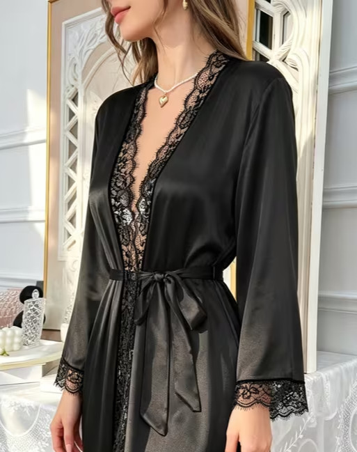 New Elegant Sexy Black Satin Long Sleeve Lace Accent Robe 4X NEW