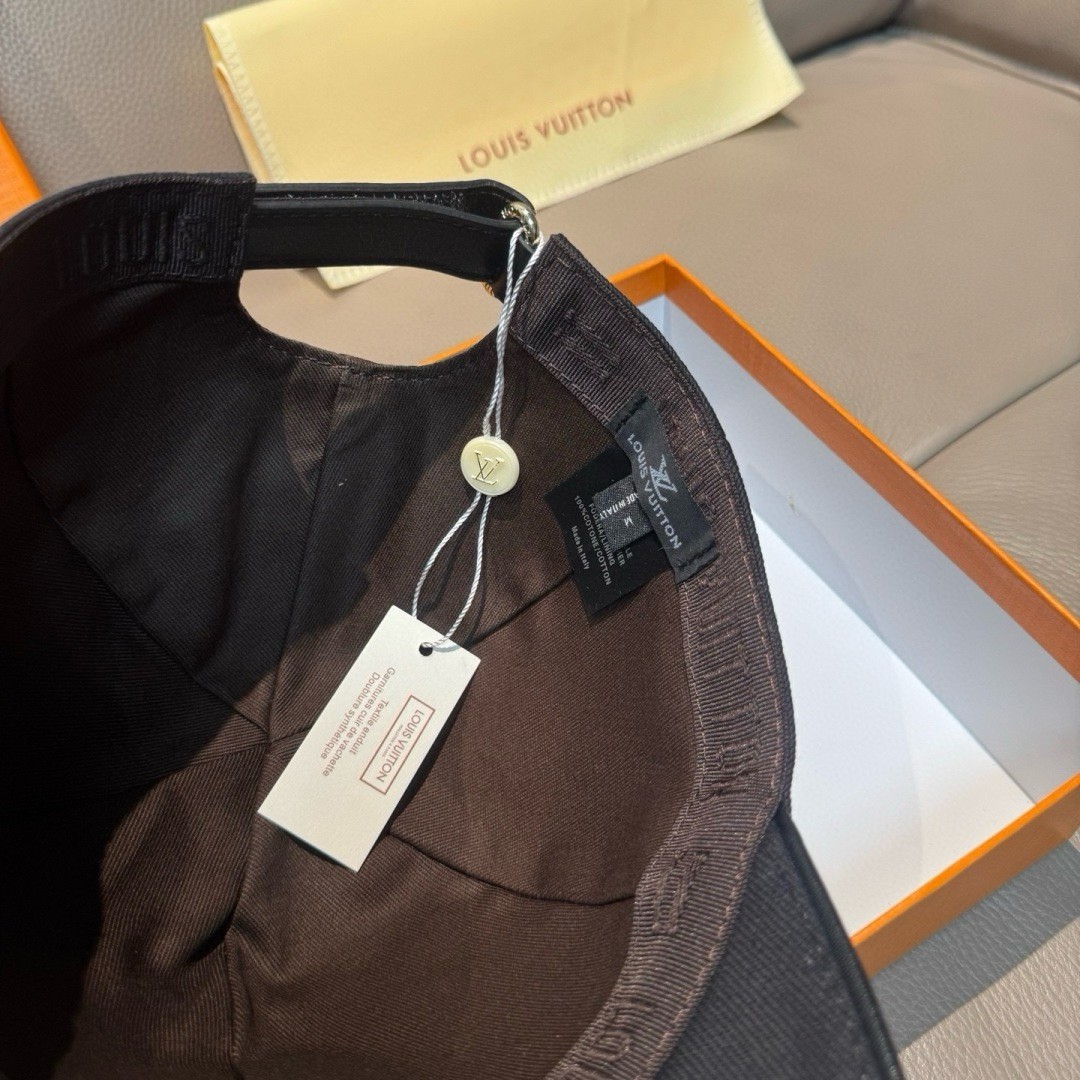 Louis Vuitton Black Solid Baseball Cap One Size Unisex Adults Designer