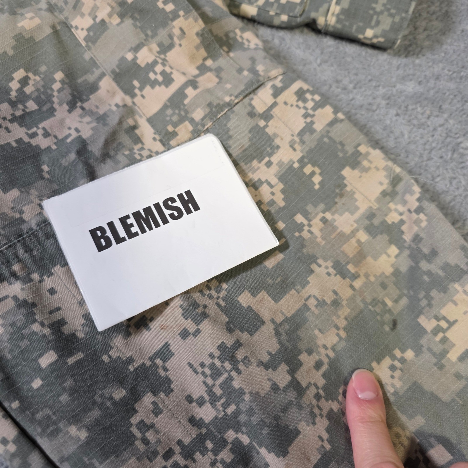 US Military Mens Medium Regular ACU Uniform Set Digital Camo Jacket Pants UCP