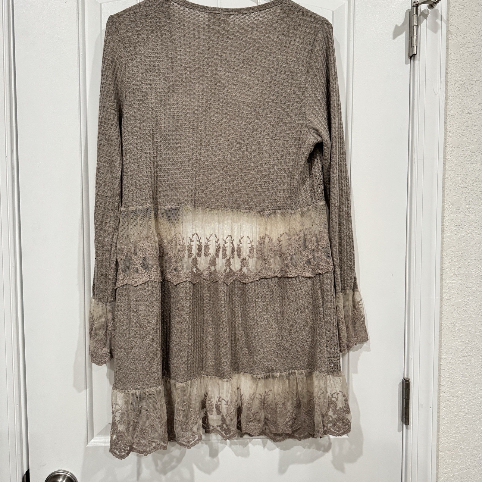 Vocal Beige All Over Lace Sequins Boho Duster Cardigan Jacket Women’s Small Y2K