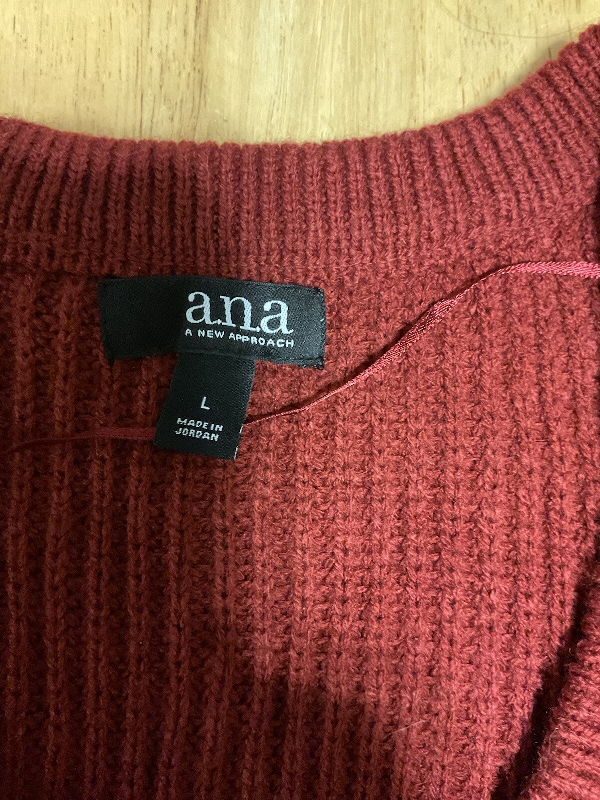 NWT A.n.a Laredo Red Size Large Cold Shoulder Tunic Sweater Adjustable Sleeves