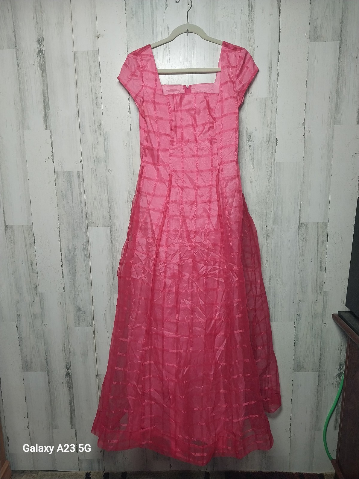 JODY ORGANZA PINK MAXI DRESS (Juniors) Size 11/12 Made In USA
