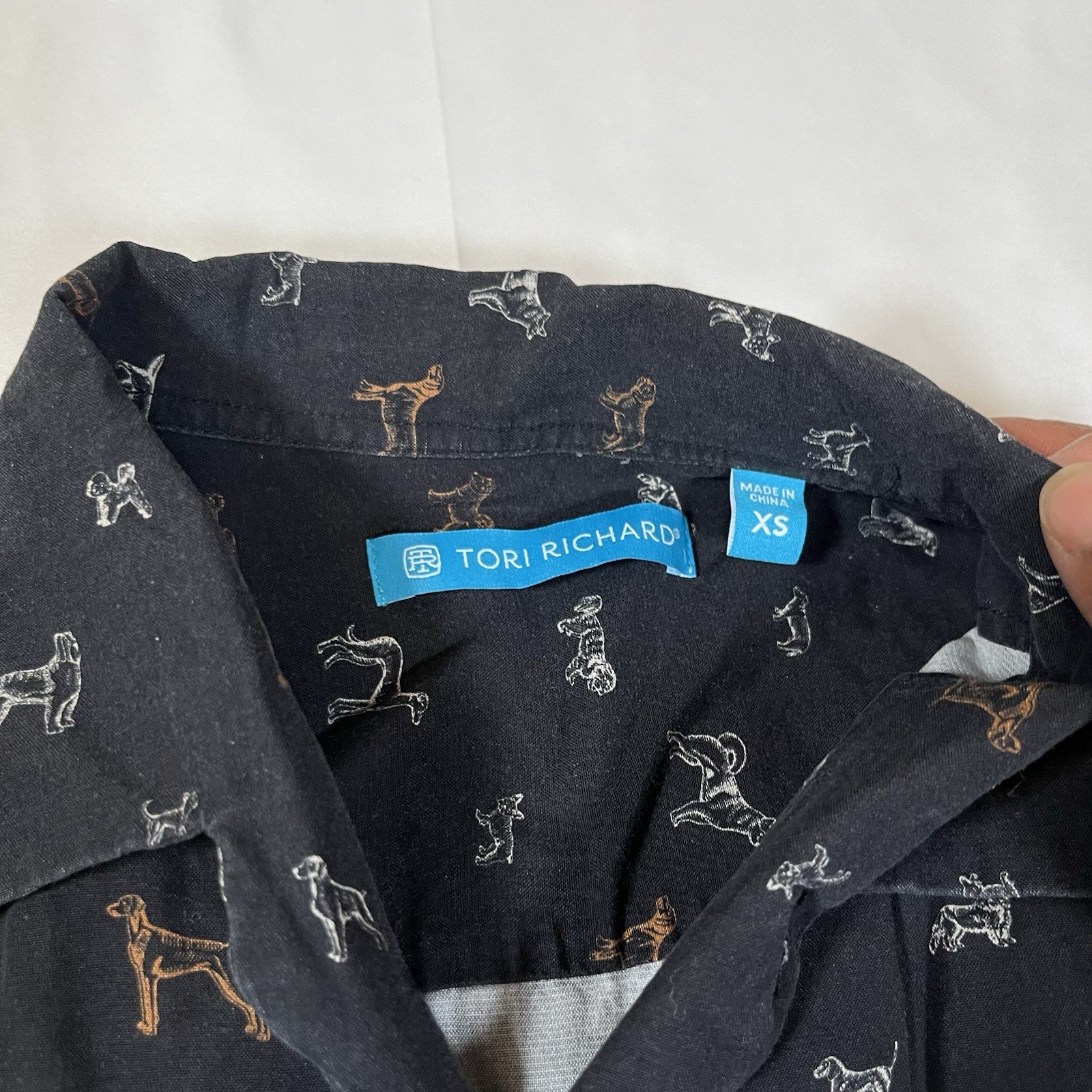 Tori Richard Mens XS All Over Dog Print Button Up Shirt Silk