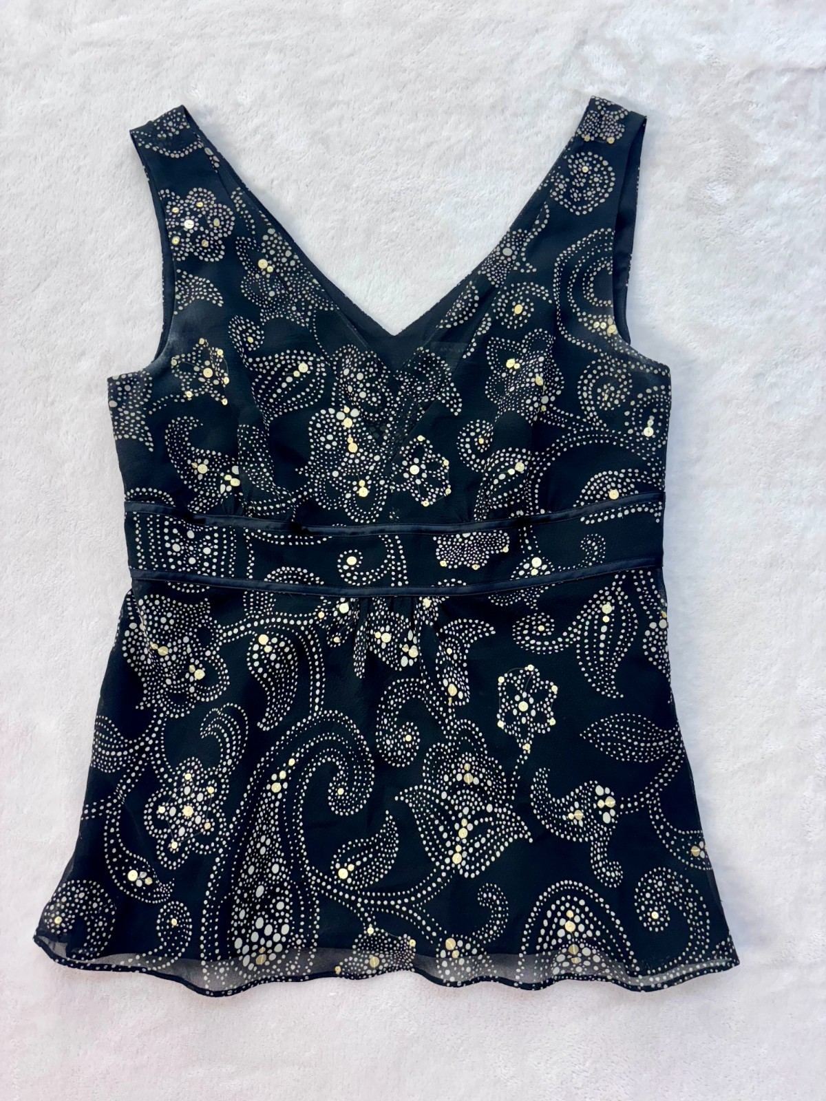 Ann Taylor Black Going Out Top — Sequins & Flower Pattern — Women’s Size 2!!