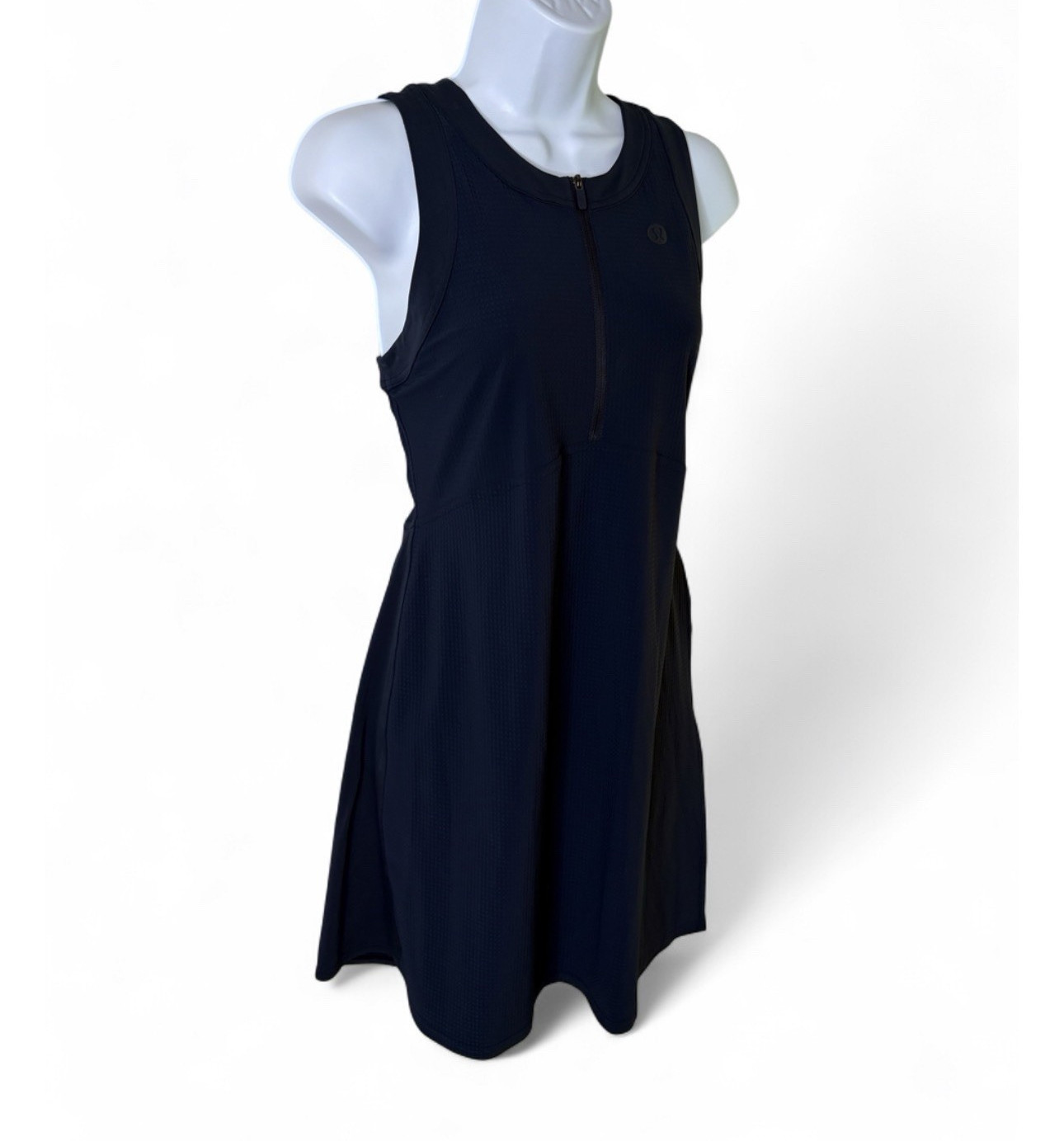 Lululemon Grid-Texture Sleeveless Linerless Tennis Dress Size 8 True Navy Blue