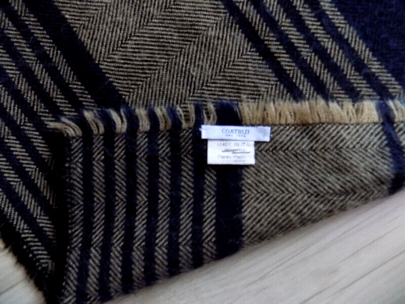 COATBLU Wool/Viscose Luxurious Scarf Italy