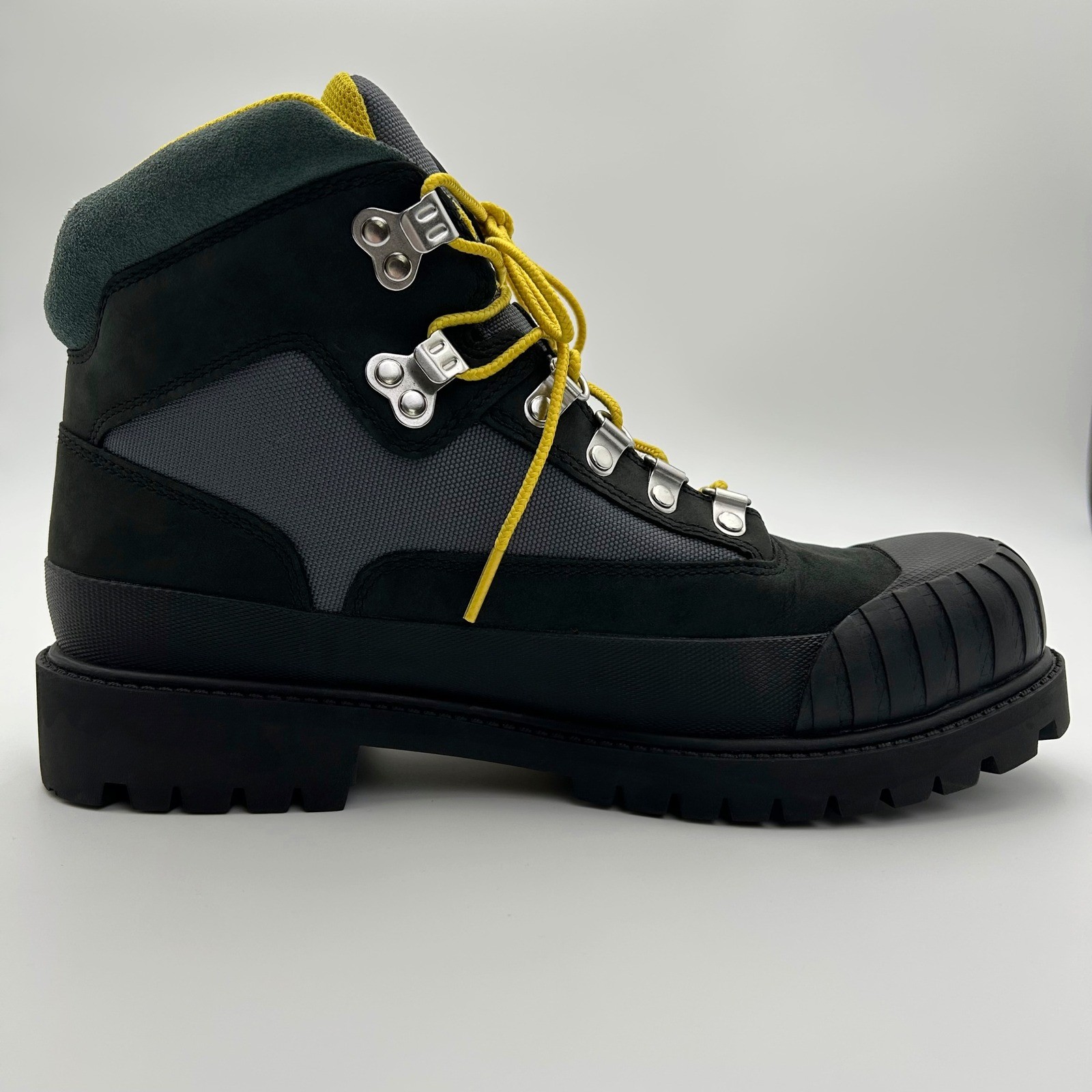 NWOT BLACK MEN’S TIMBERLAND® HERITAGE WATERPROOF LEATHER HIKING BOOTS Size 8