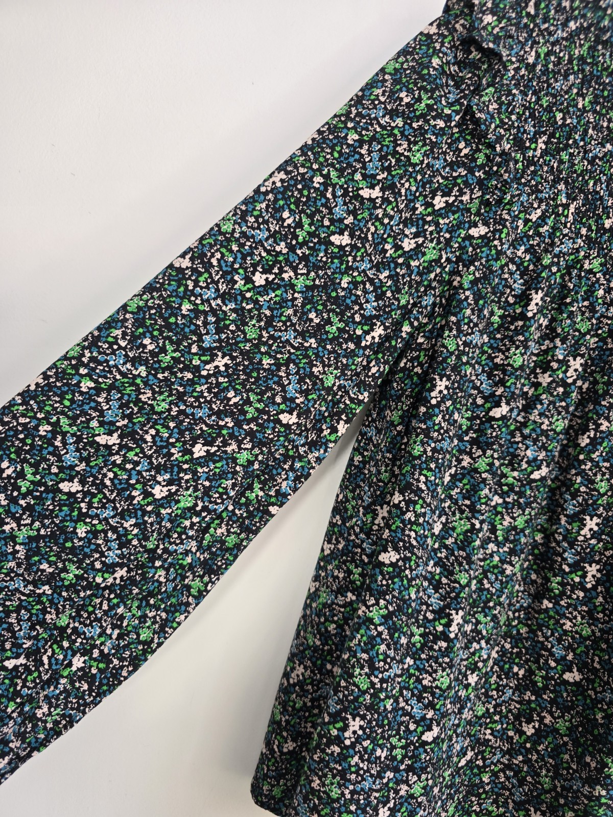 Whistles Size 10 Blouse Blue Green Floral Print Long Sleeve Sleeve Womens Top