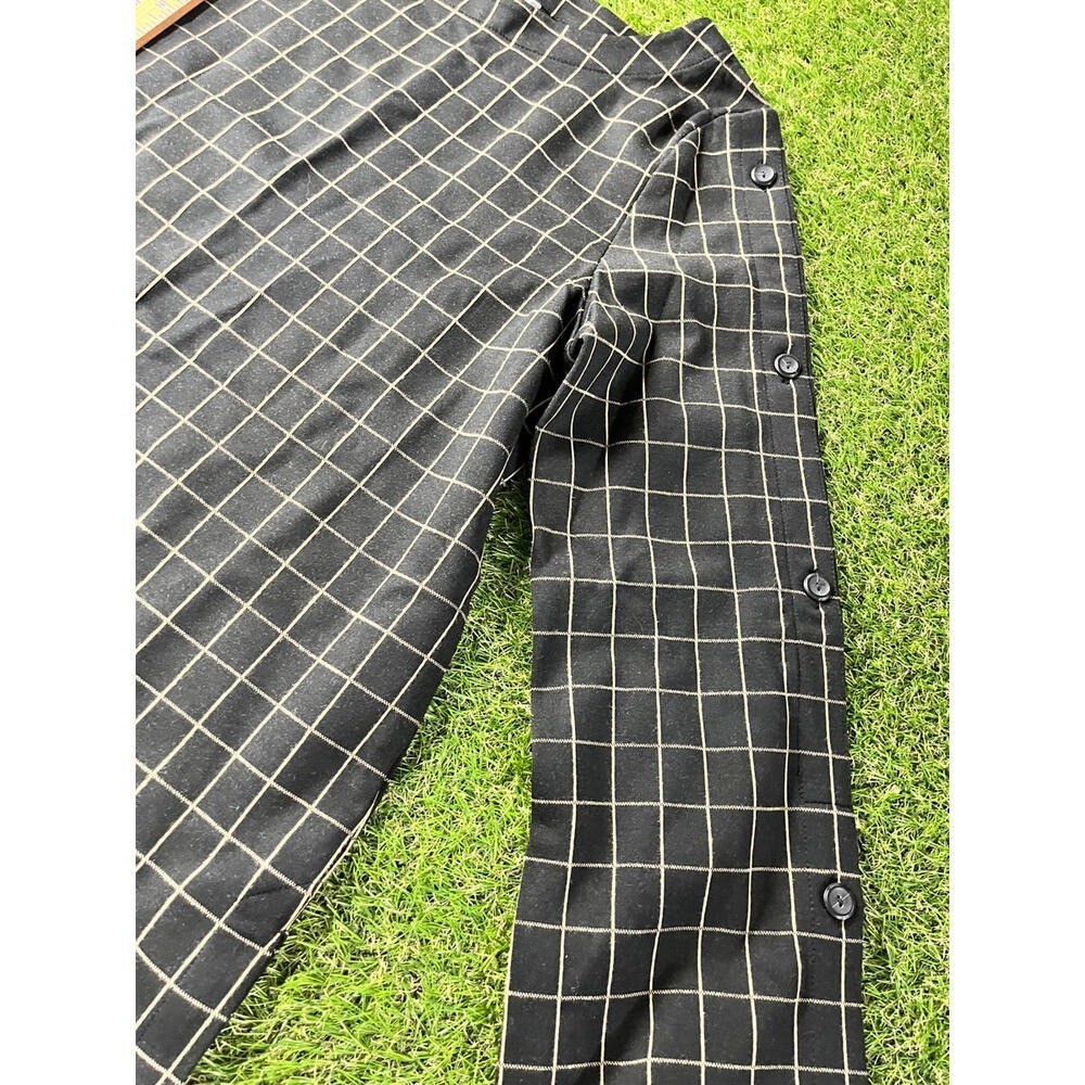 Lilli Ponte Black and Beige Windowpane Check Long Sleeve Blouse Medium