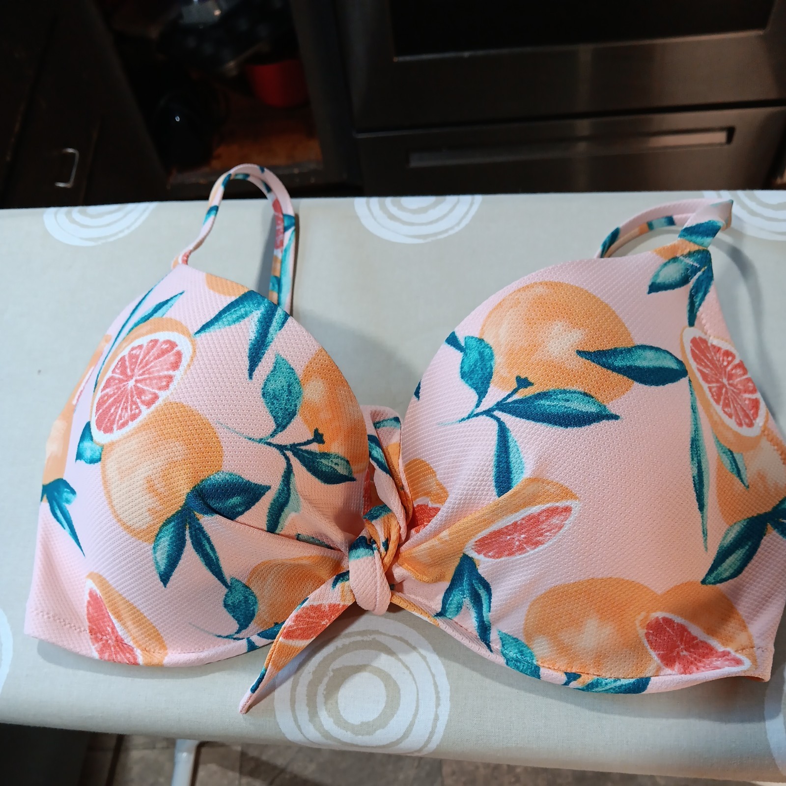 Bikini Top Size 36DD Underwire Shade & Shore Peach / fruit design Full Coverage